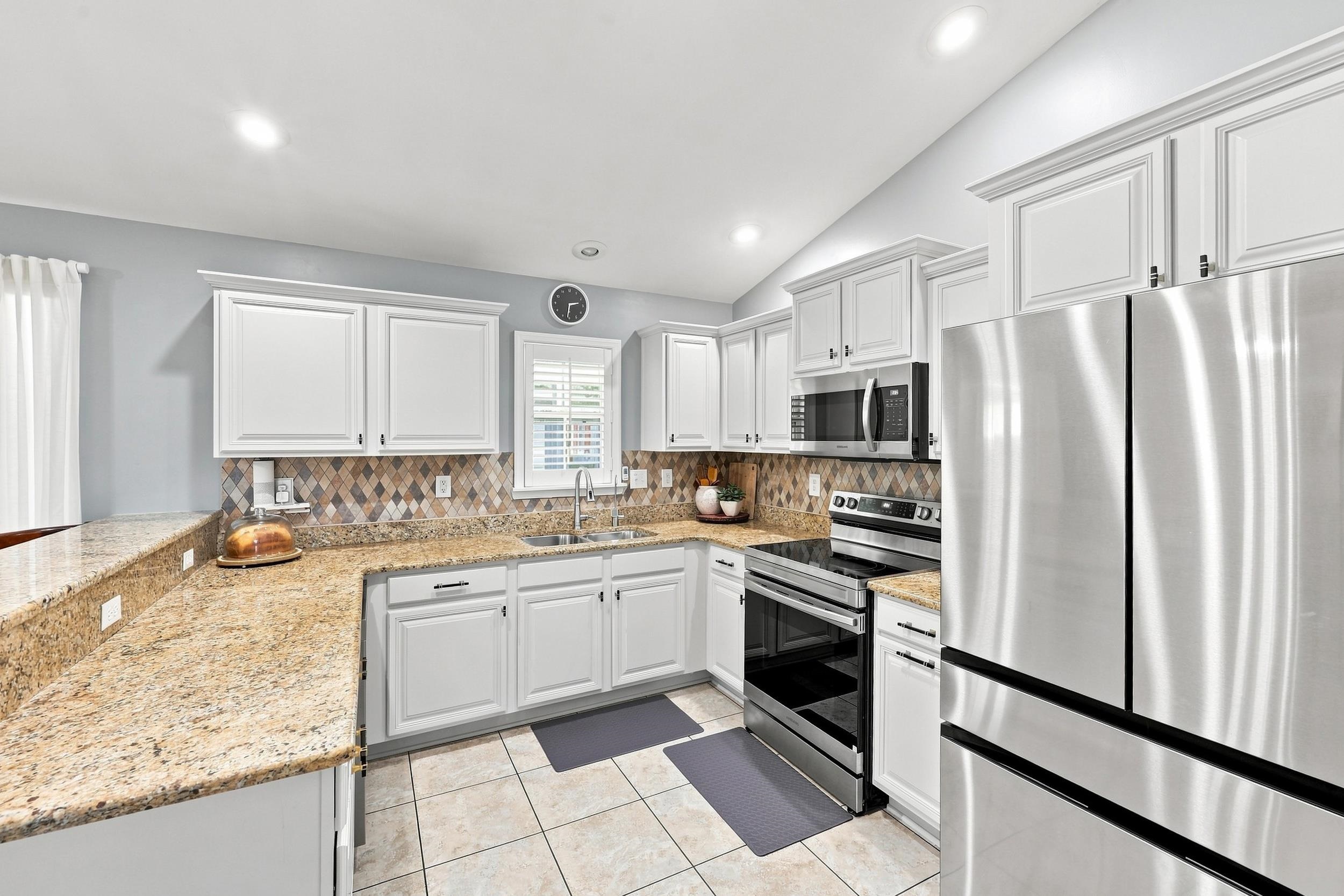 1108 Alcazar Ct. Property Photo 13