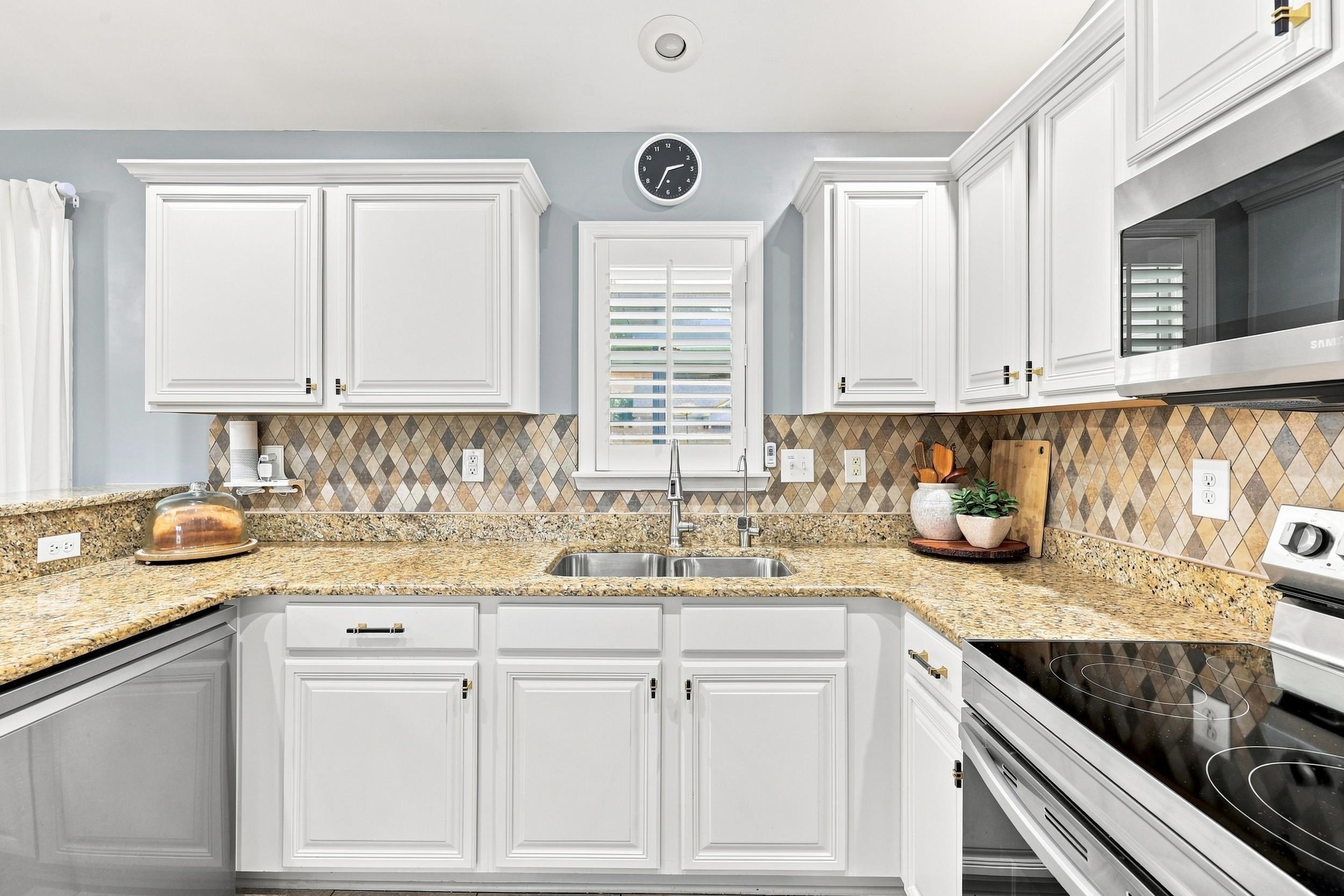1108 Alcazar Ct. Property Photo 14