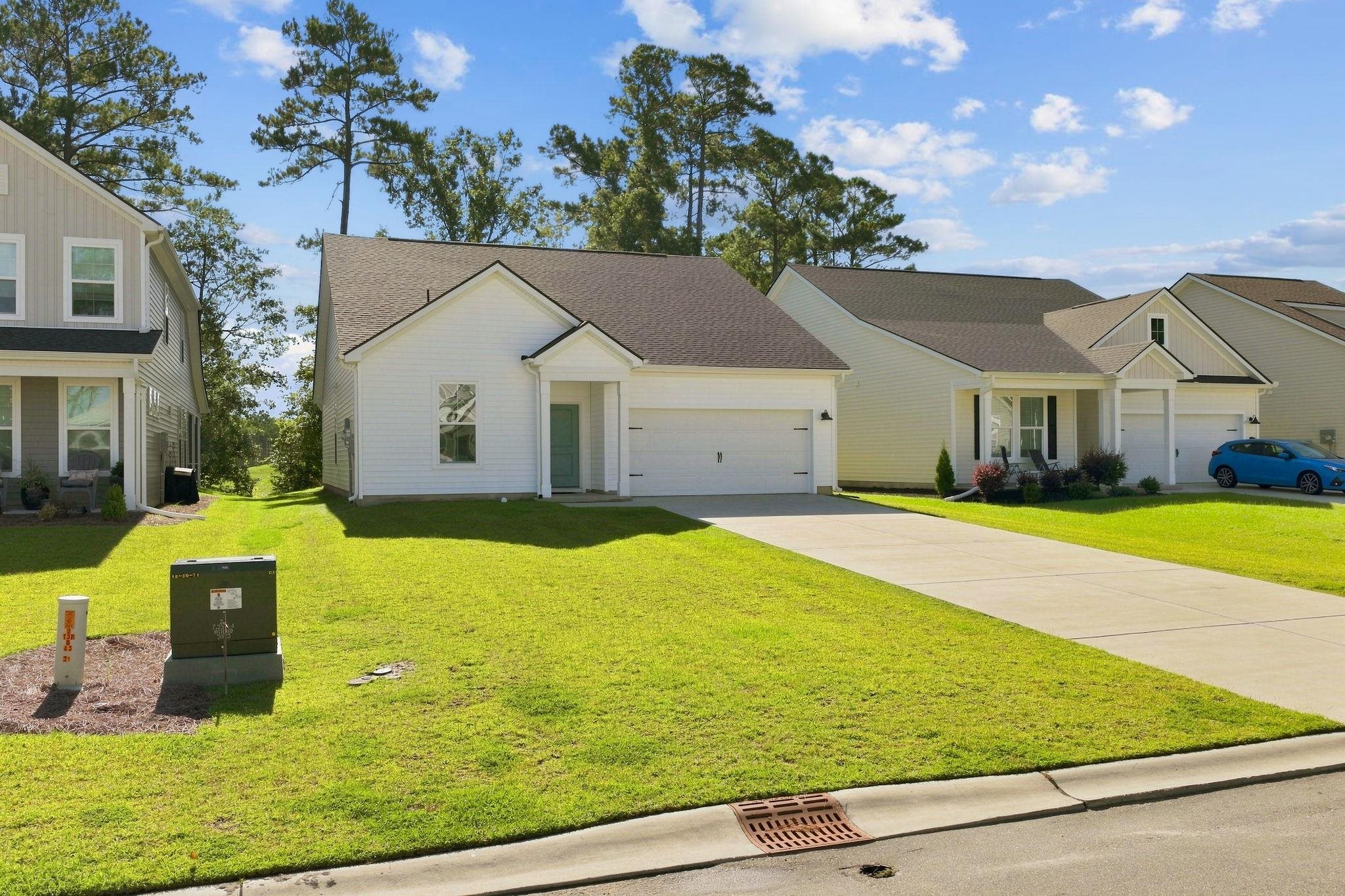 398 Sun Colony Blvd. Property Photo 3