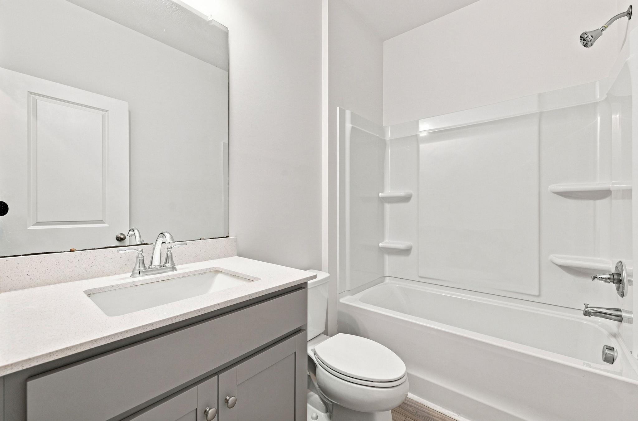 398 Sun Colony Blvd. Property Photo 28