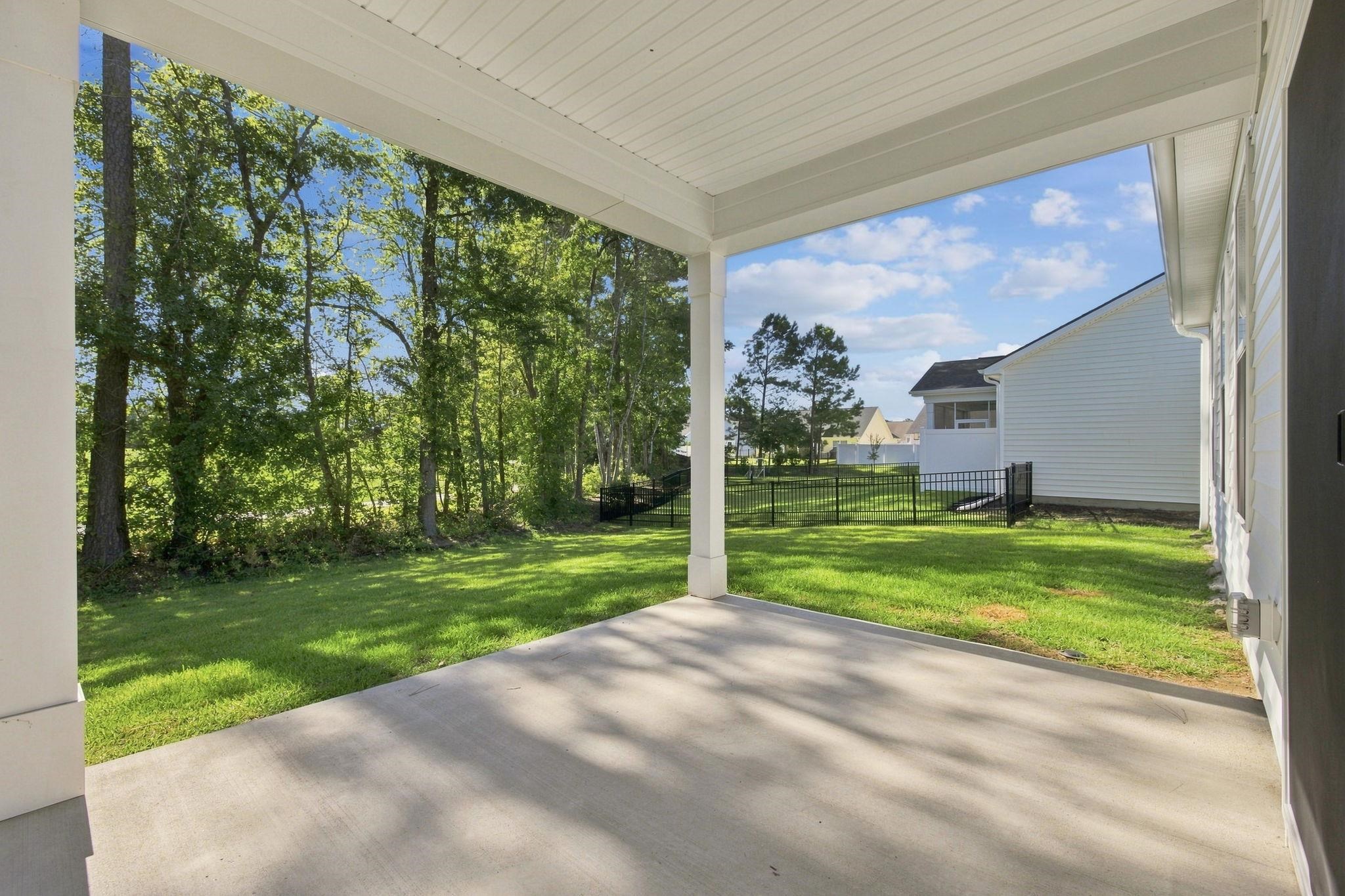 398 Sun Colony Blvd. Property Photo 38