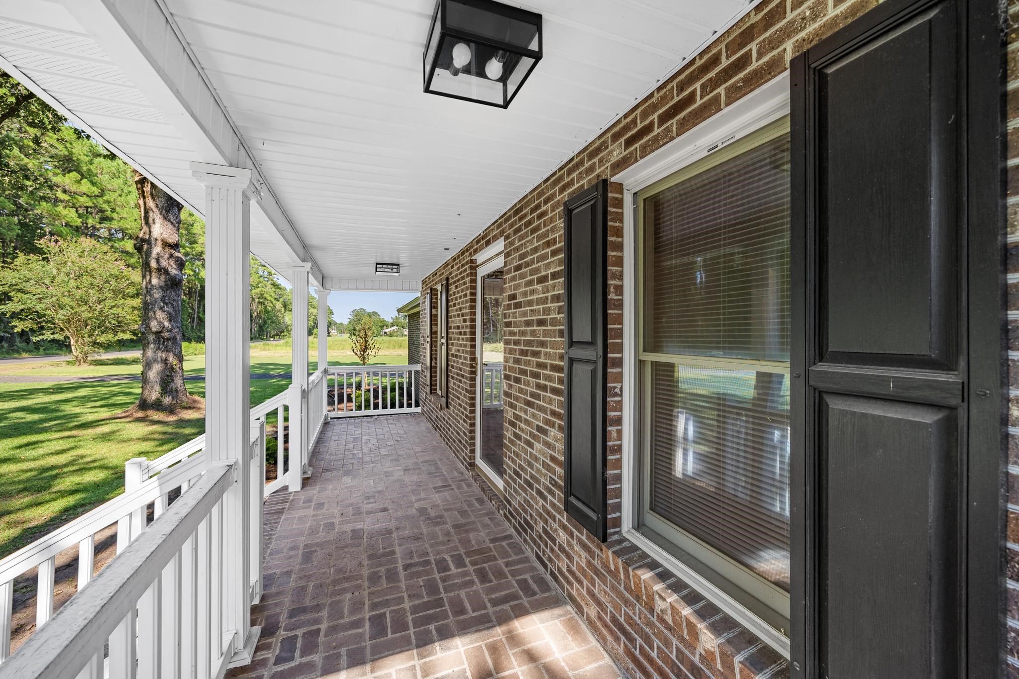 1576 Carl Rd. Property Photo 3