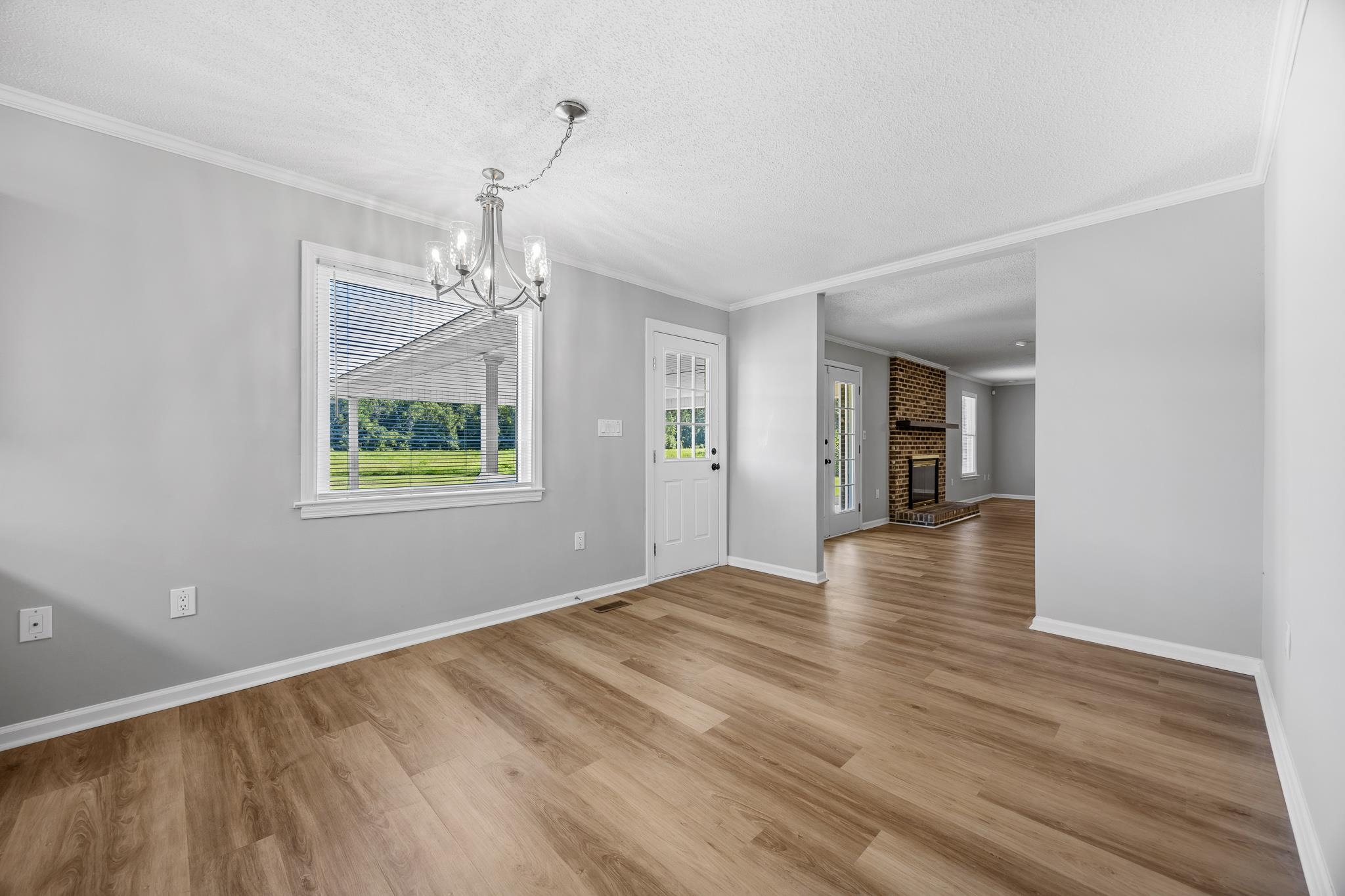 1576 Carl Rd. Property Photo 11