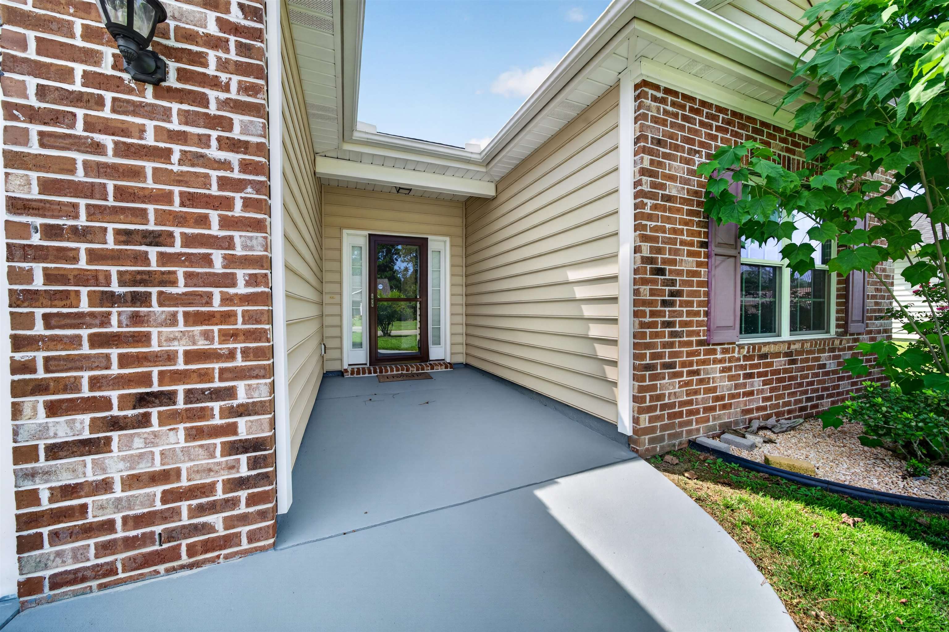 385 Lenox Dr. Property Photo 8