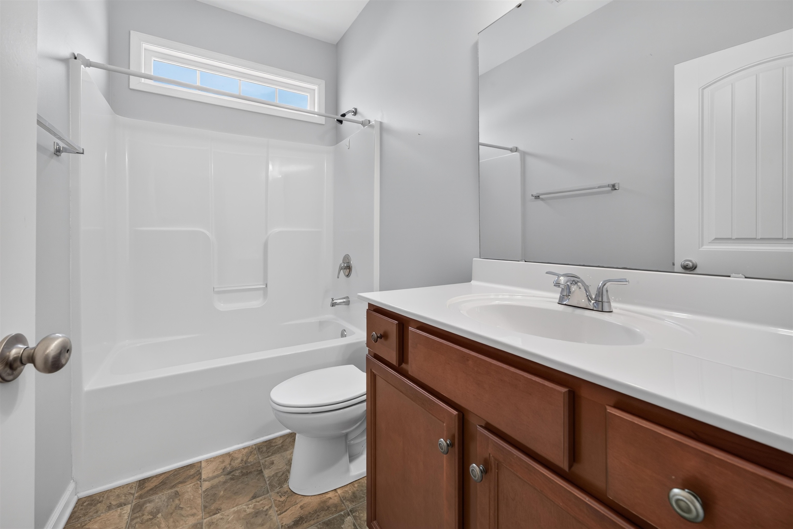385 Lenox Dr. Property Photo 28
