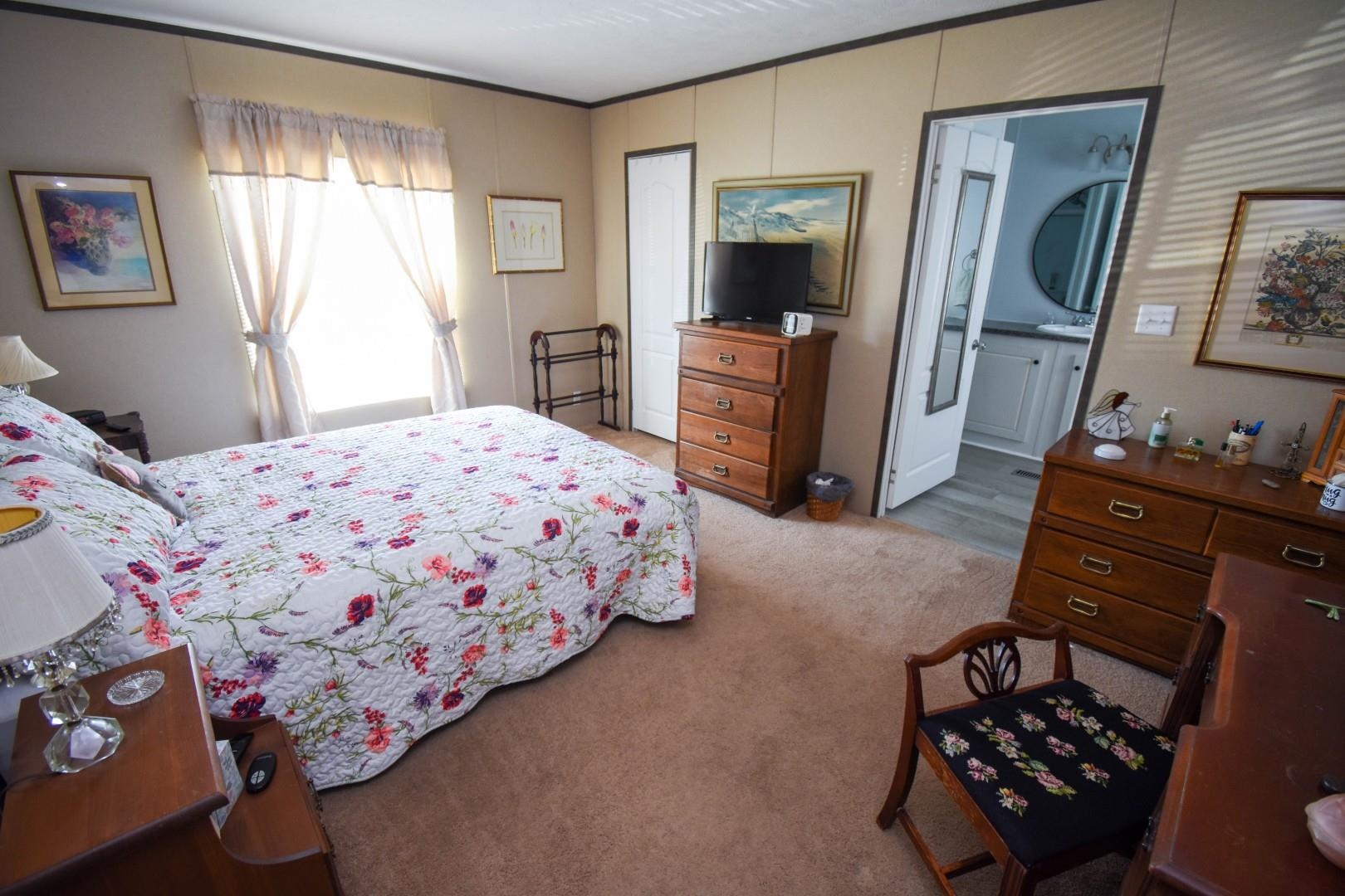 1032 Leebury Ln. Property Photo 3
