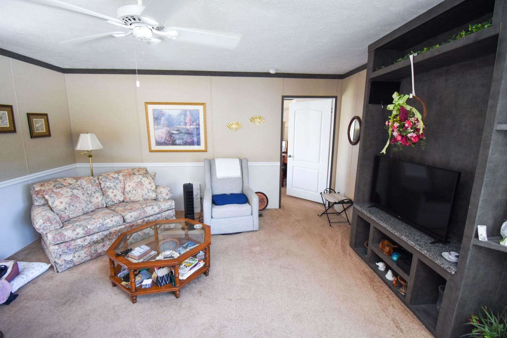 1032 Leebury Ln. Property Photo 10