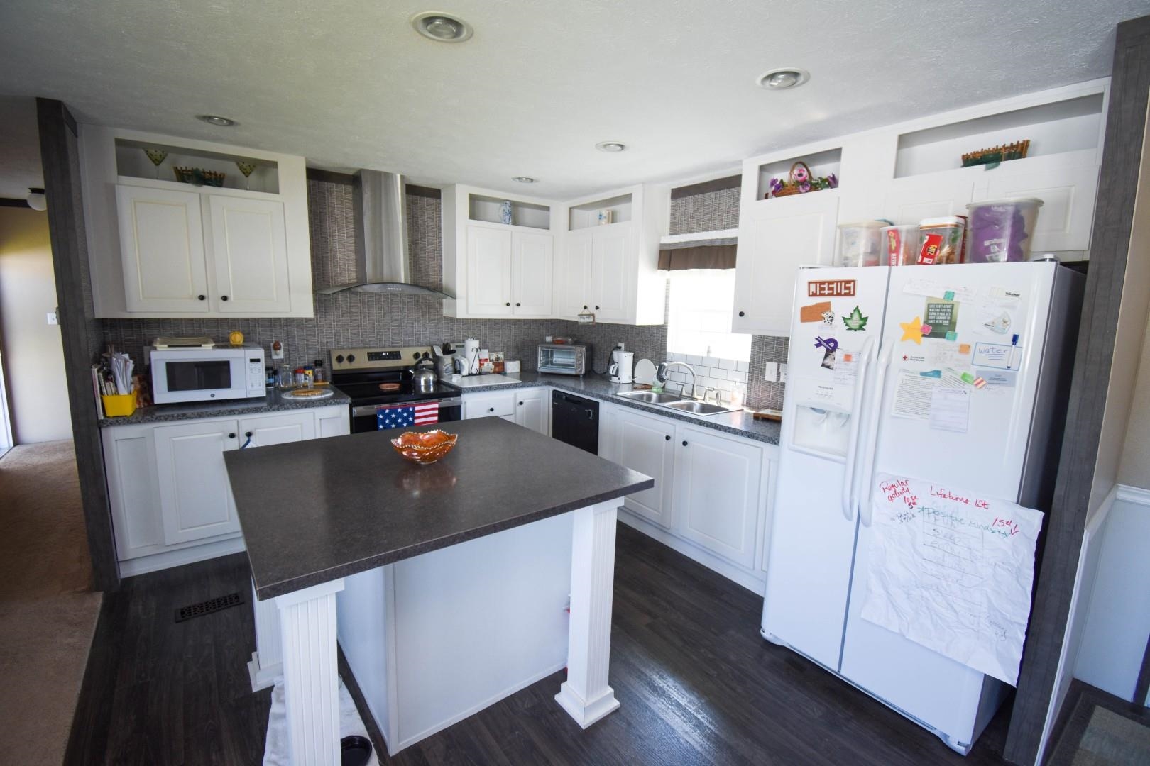 1032 Leebury Ln. Property Photo 11