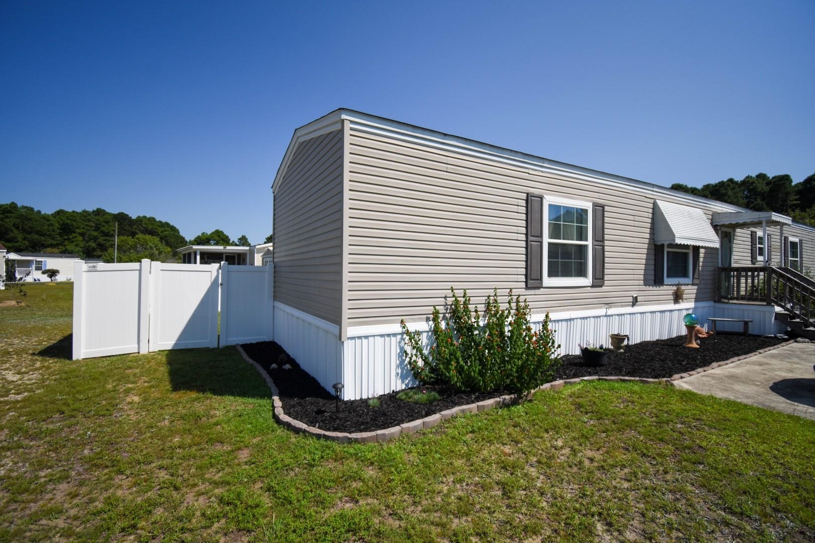 1032 Leebury Ln. Property Photo 27