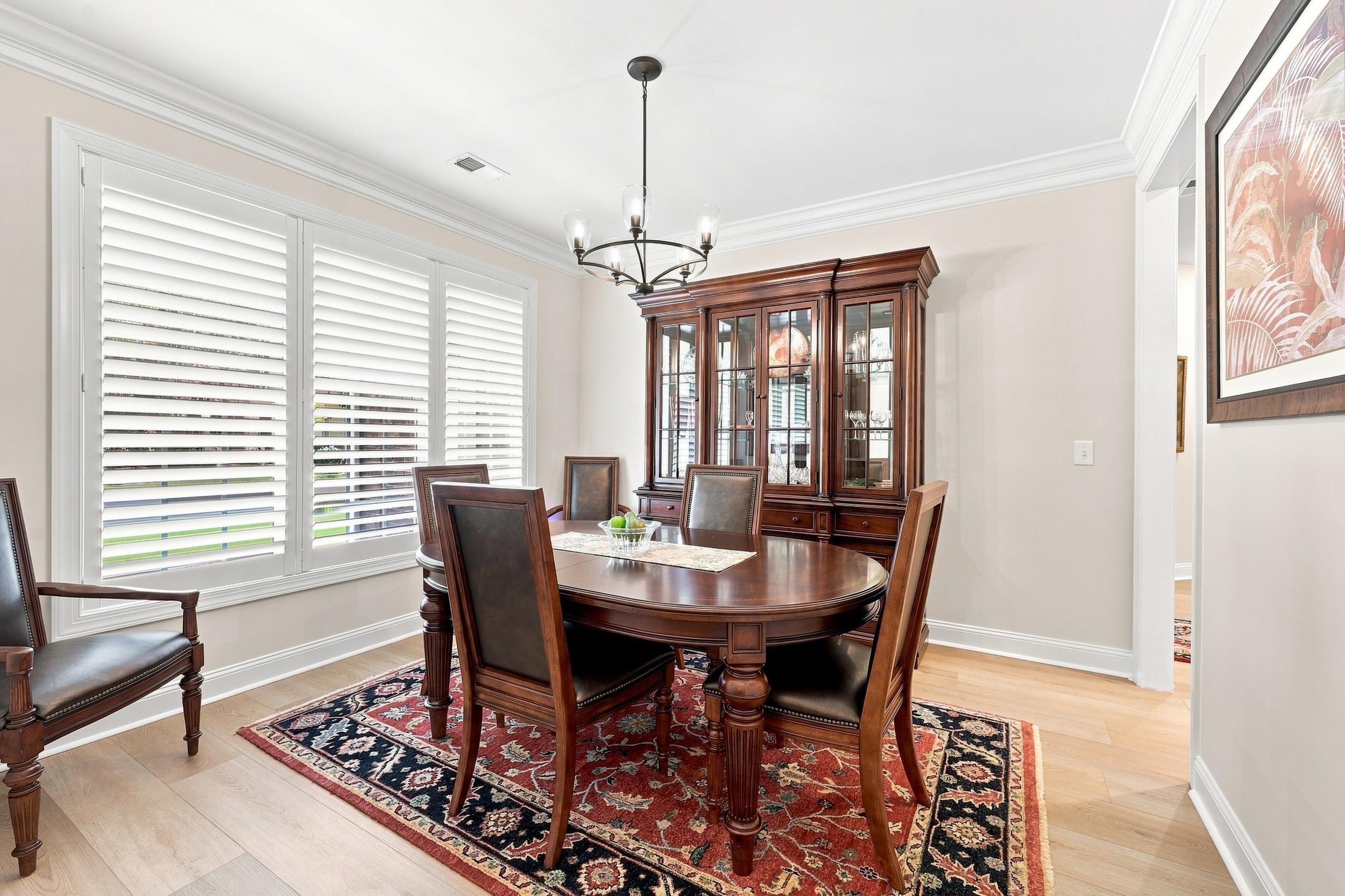 45 Highwood Circle Property Photo 6