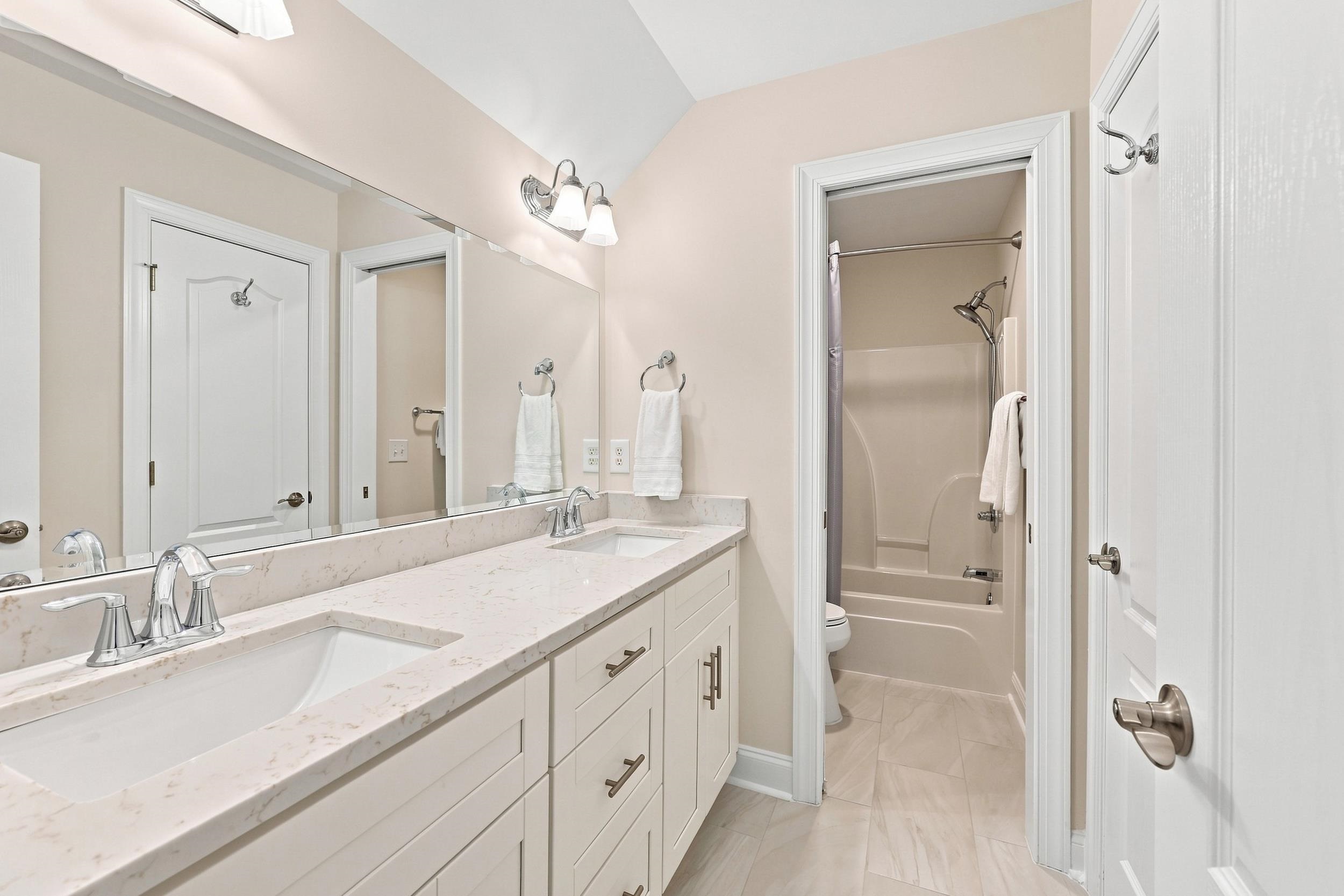 45 Highwood Circle Property Photo 35
