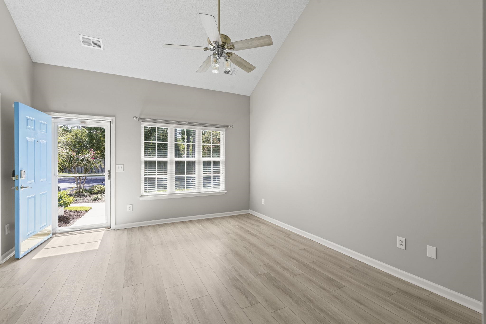 3518 Chestnut Dr. Property Photo 4