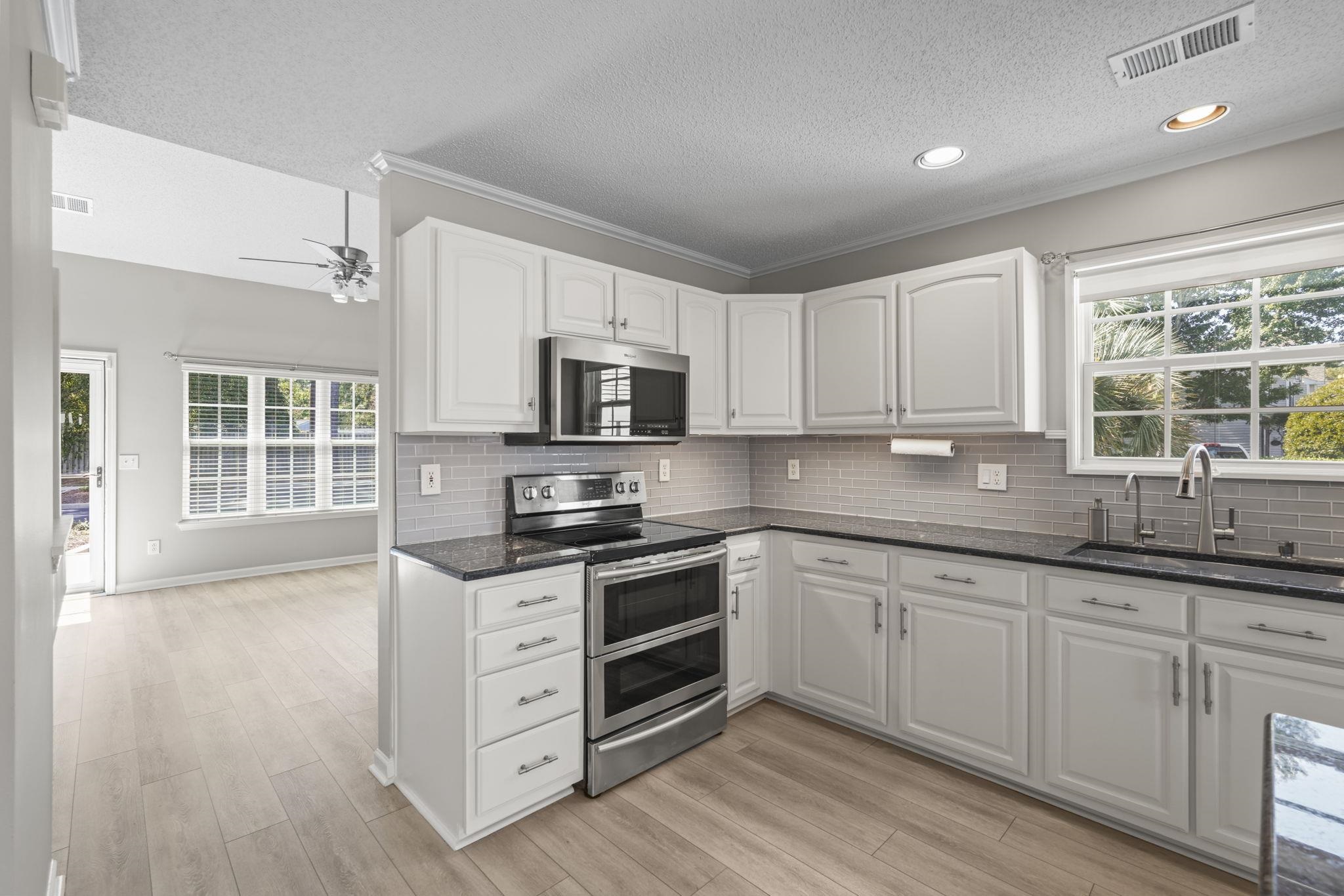 3518 Chestnut Dr. Property Photo 16