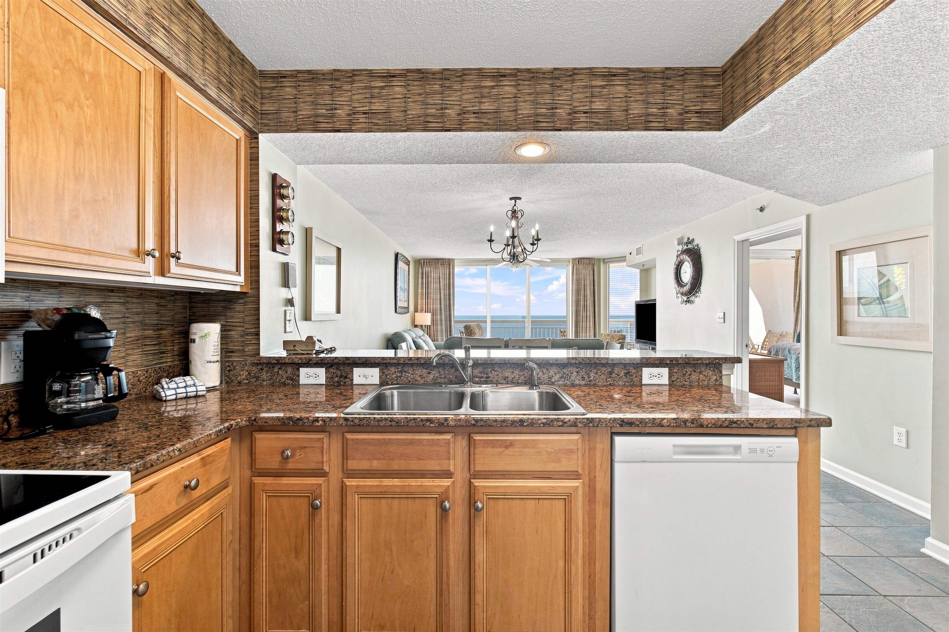 1625 S Ocean Blvd. Property Photo 6