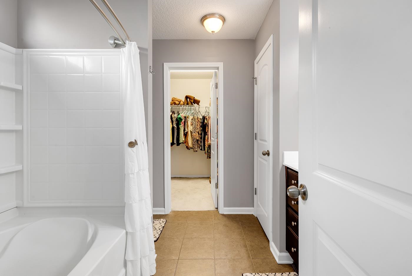 319 Stafford Dr. Property Photo 18