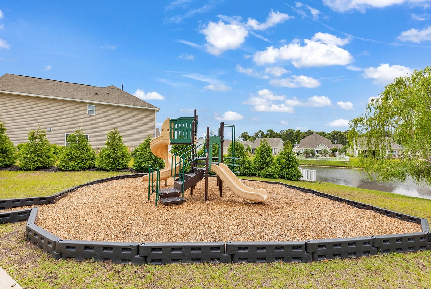 319 Stafford Dr. Property Photo 42