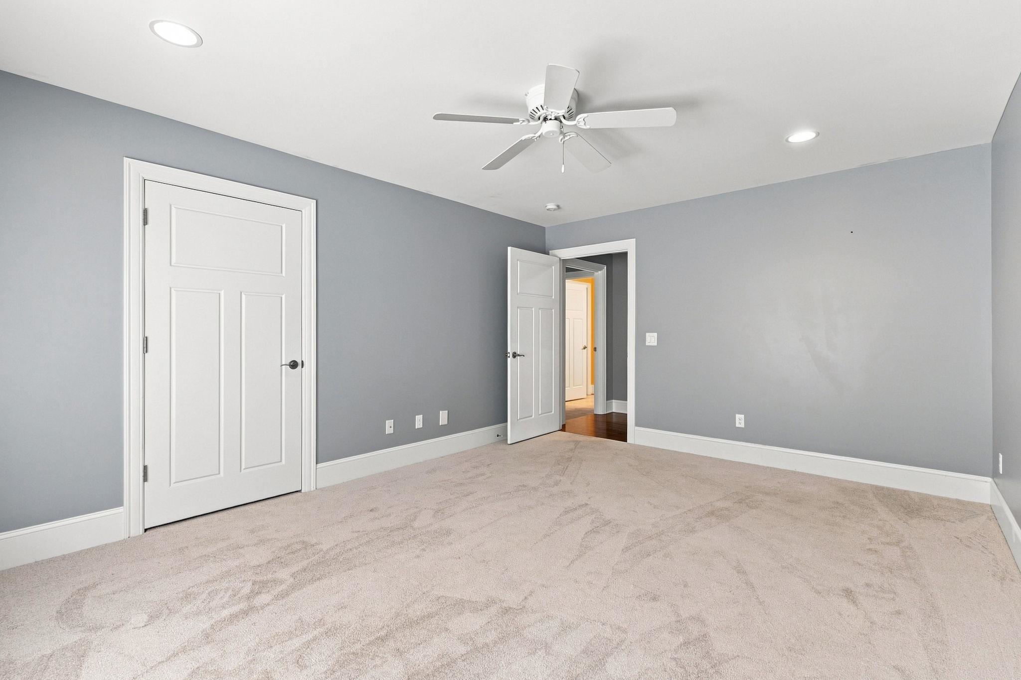 128 Knotty Pine Way Property Photo 15