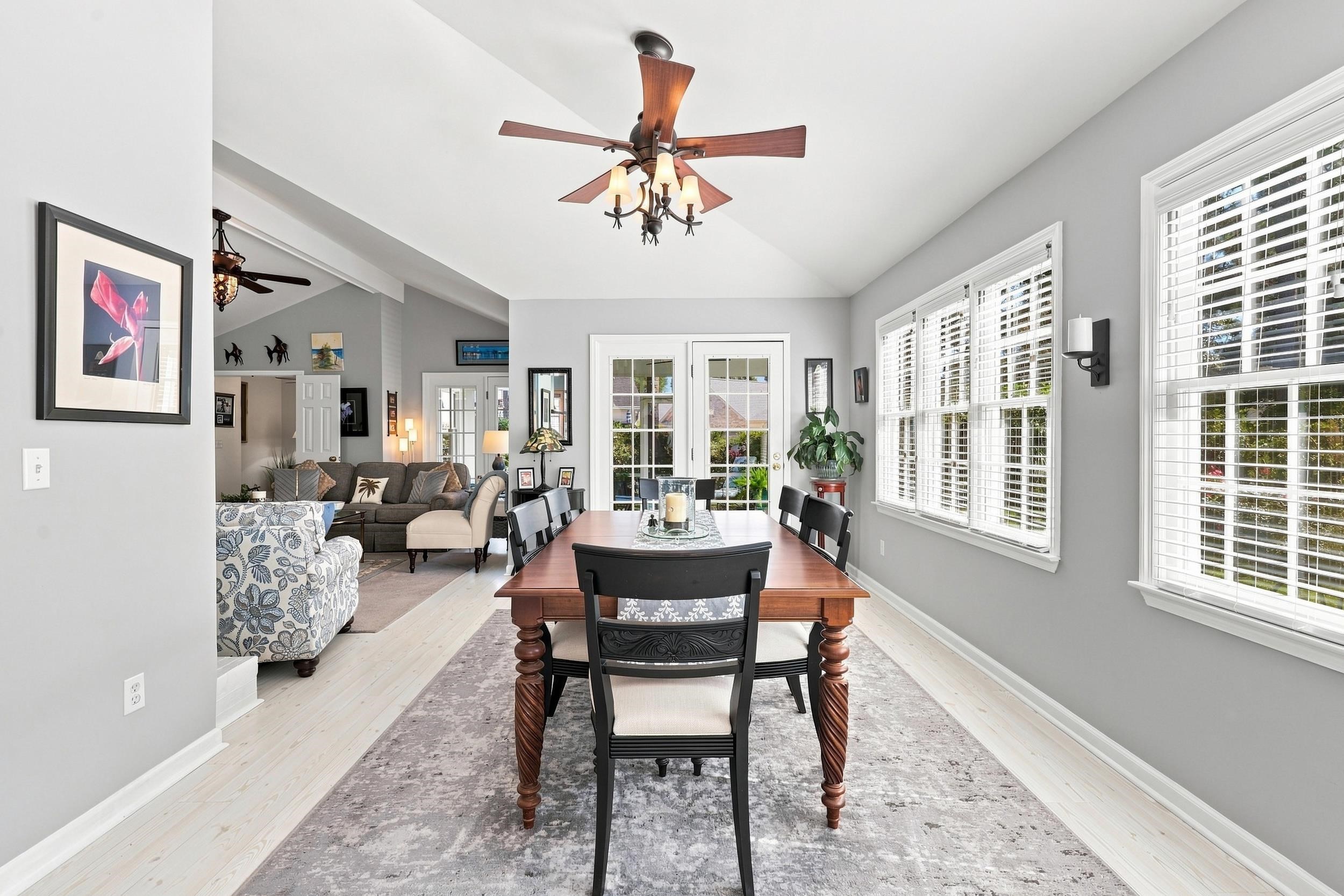 2012 Ladybank Dr. Property Photo 17