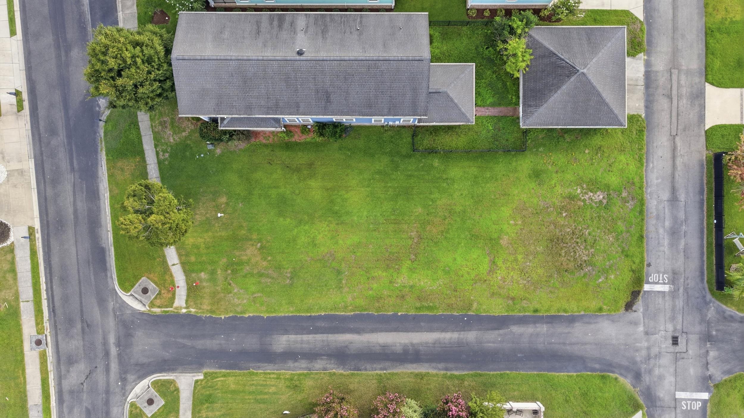860 Crystal Water Way Property Photo 8