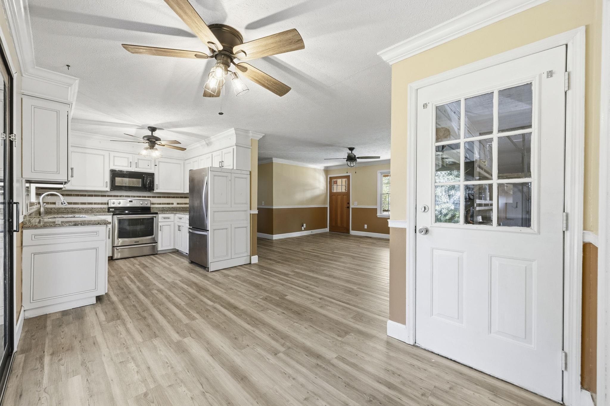 407 Luttie Rd. Property Photo 9