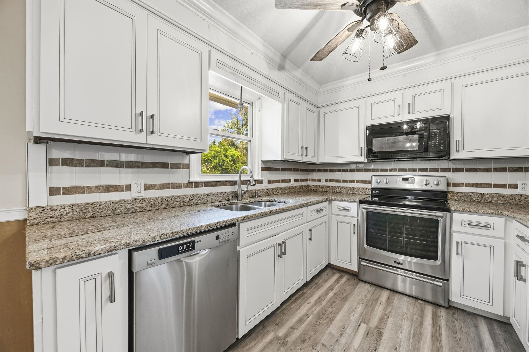 407 Luttie Rd. Property Photo 11