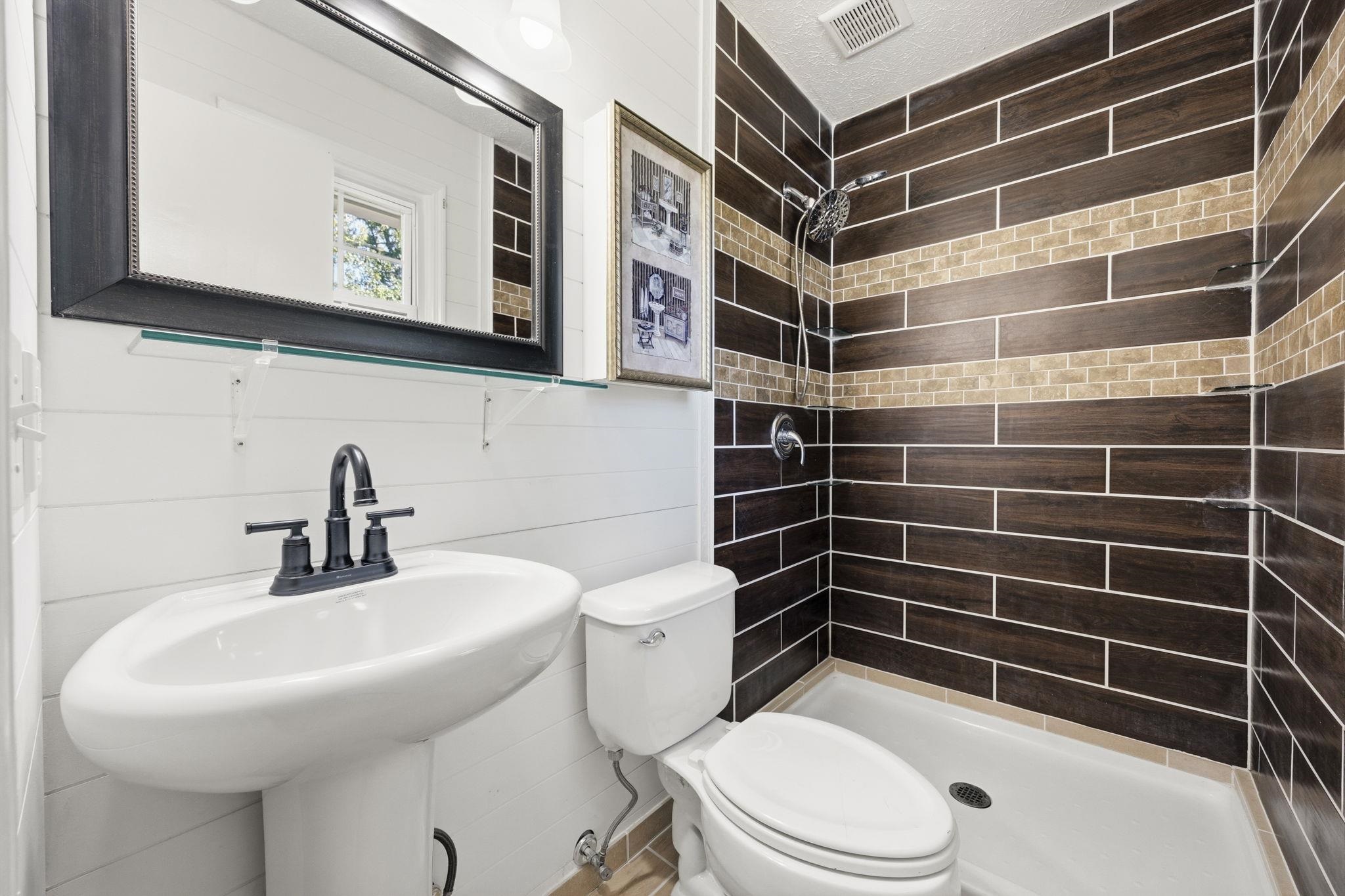 407 Luttie Rd. Property Photo 20