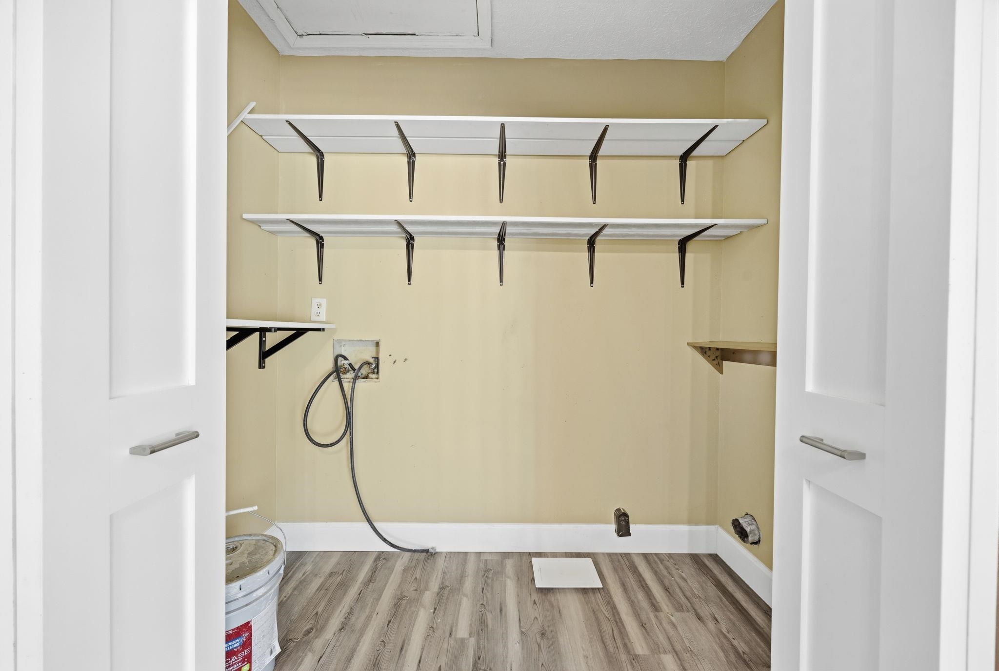 407 Luttie Rd. Property Photo 23