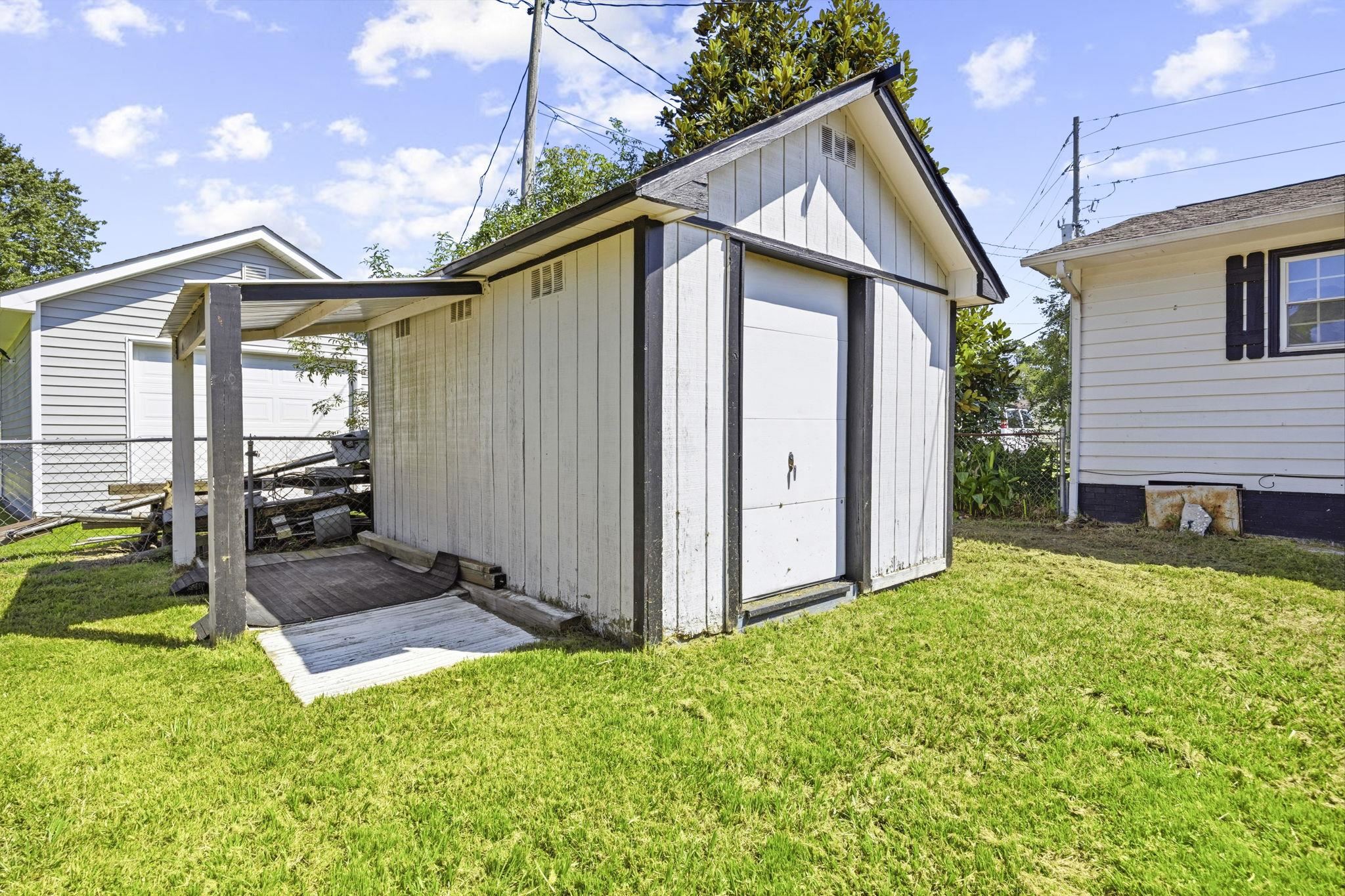 407 Luttie Rd. Property Photo 29