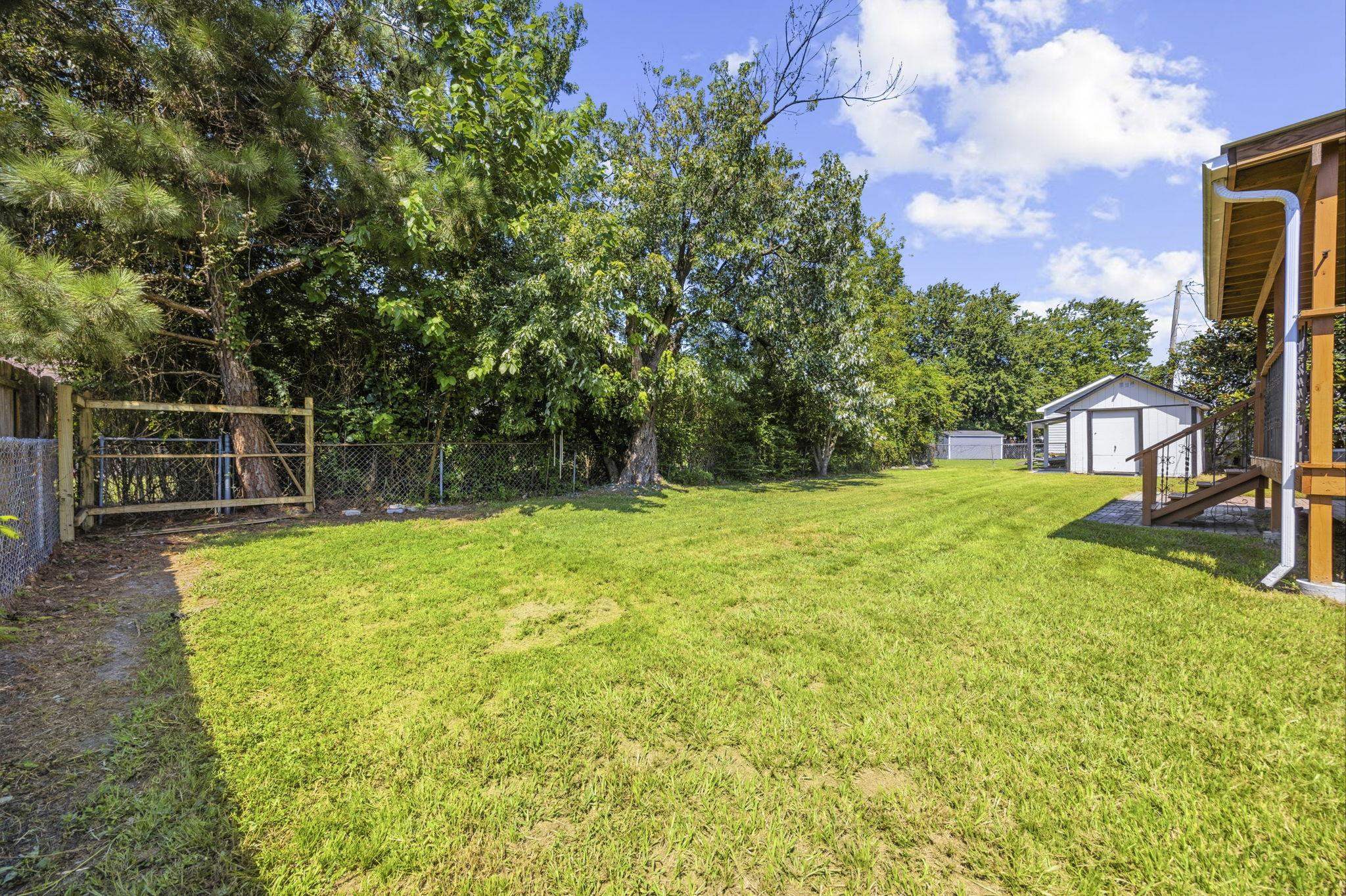 407 Luttie Rd. Property Photo 32