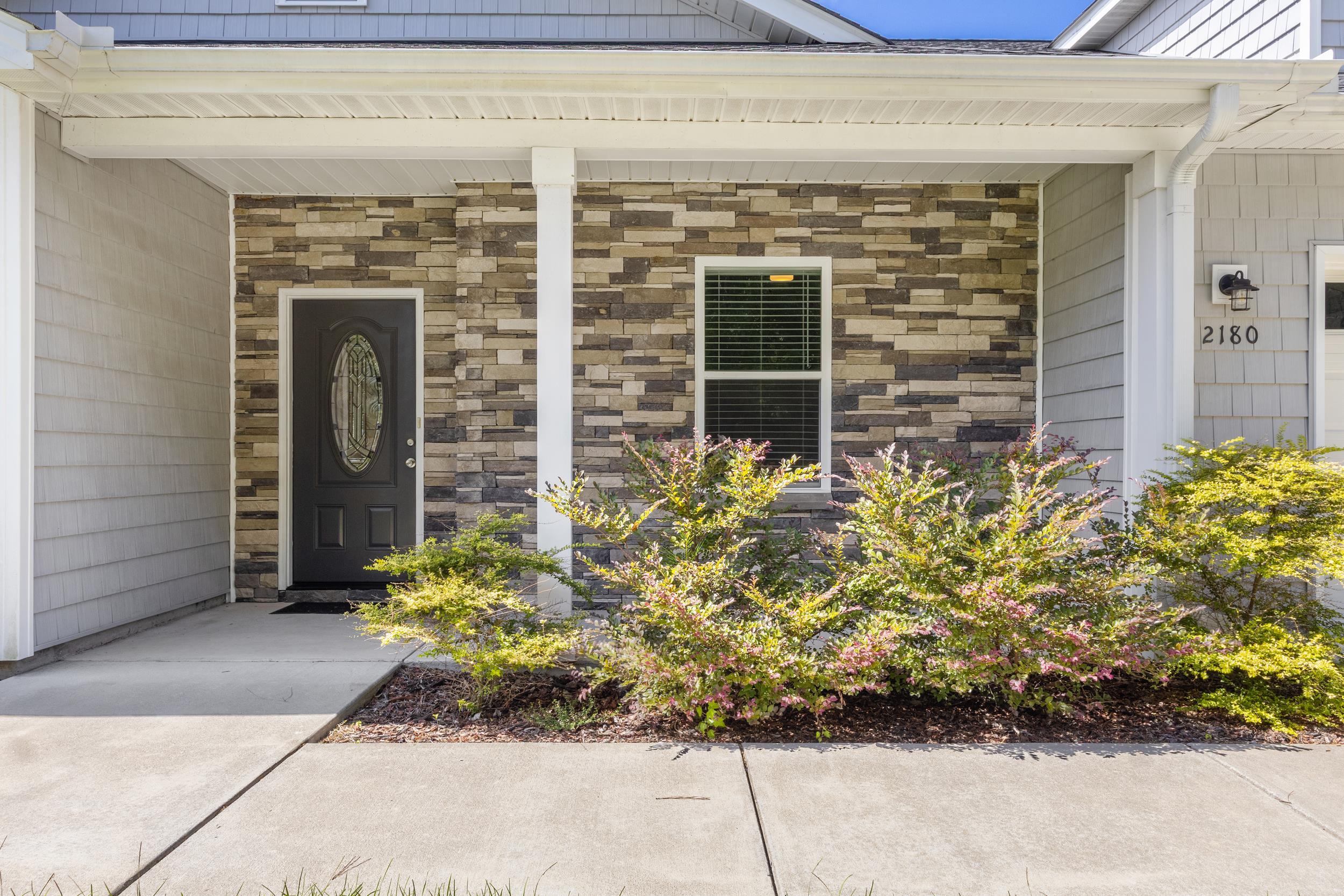 2180 Seaford Dr. Property Photo 7