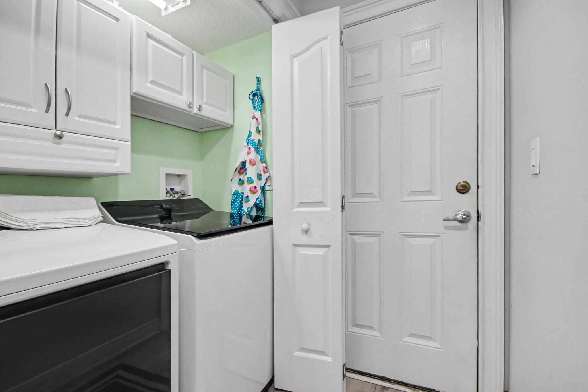 4240 Edgefield Rd. Property Photo 17