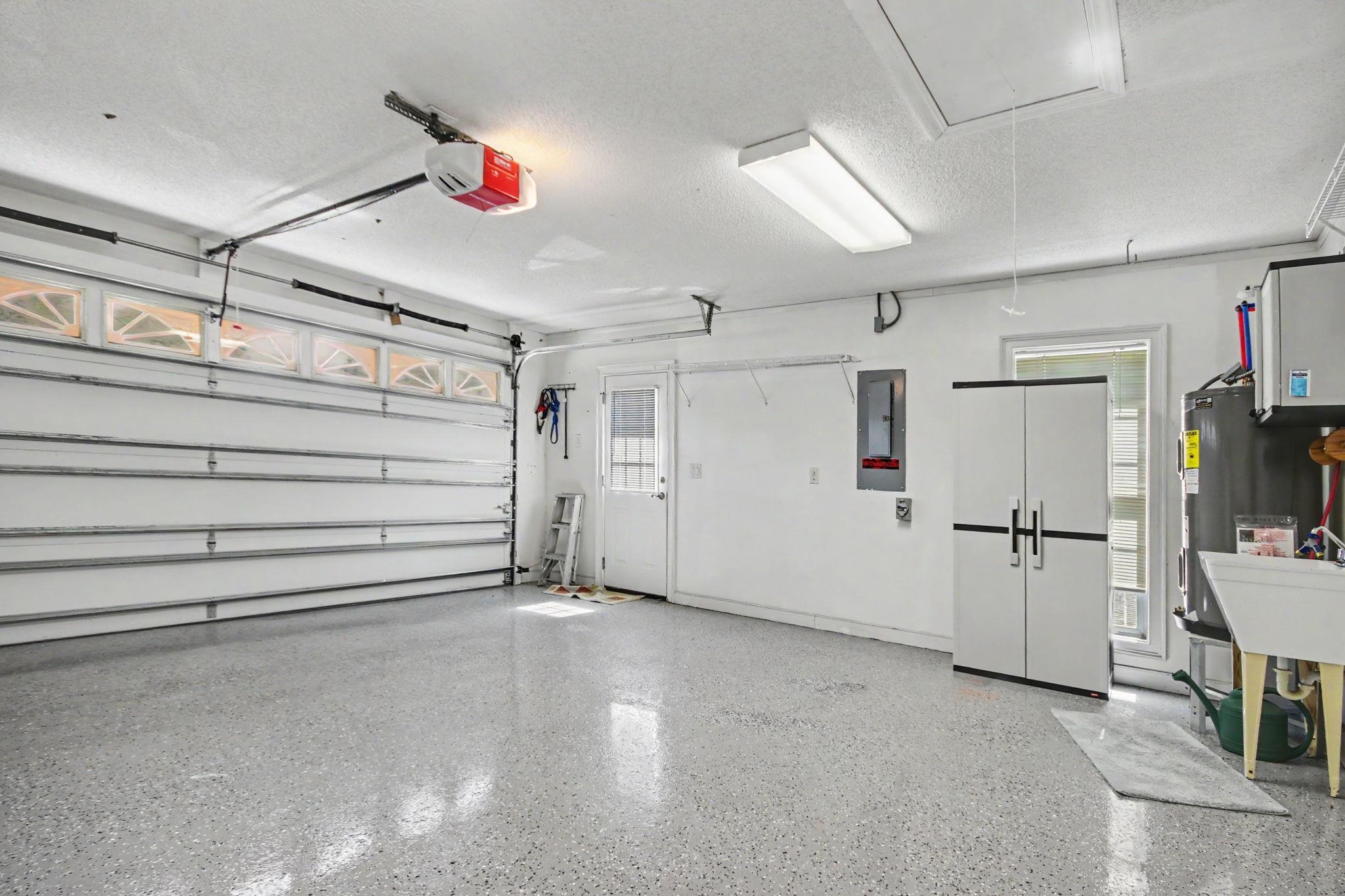 4240 Edgefield Rd. Property Photo 18