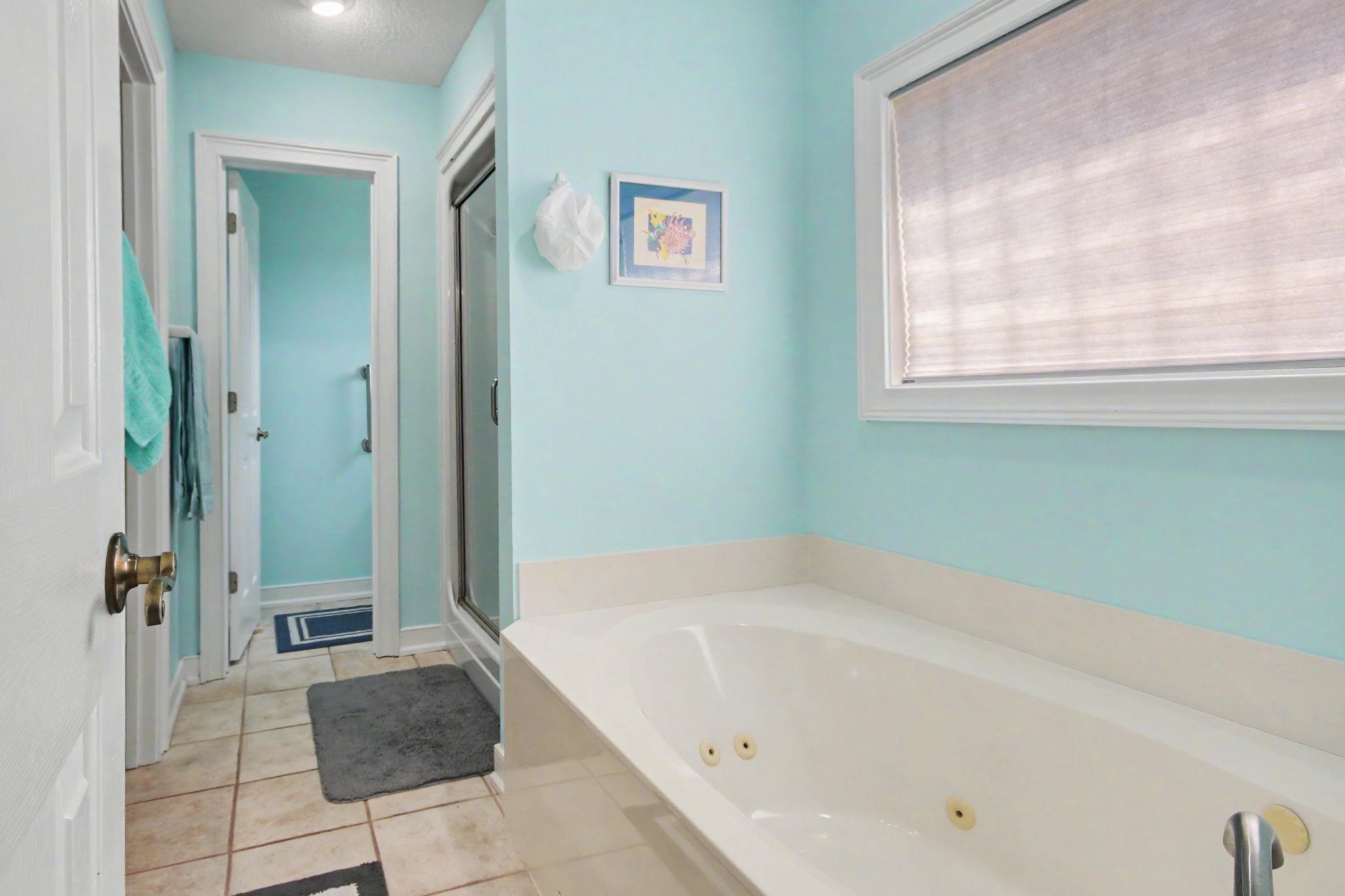4240 Edgefield Rd. Property Photo 21