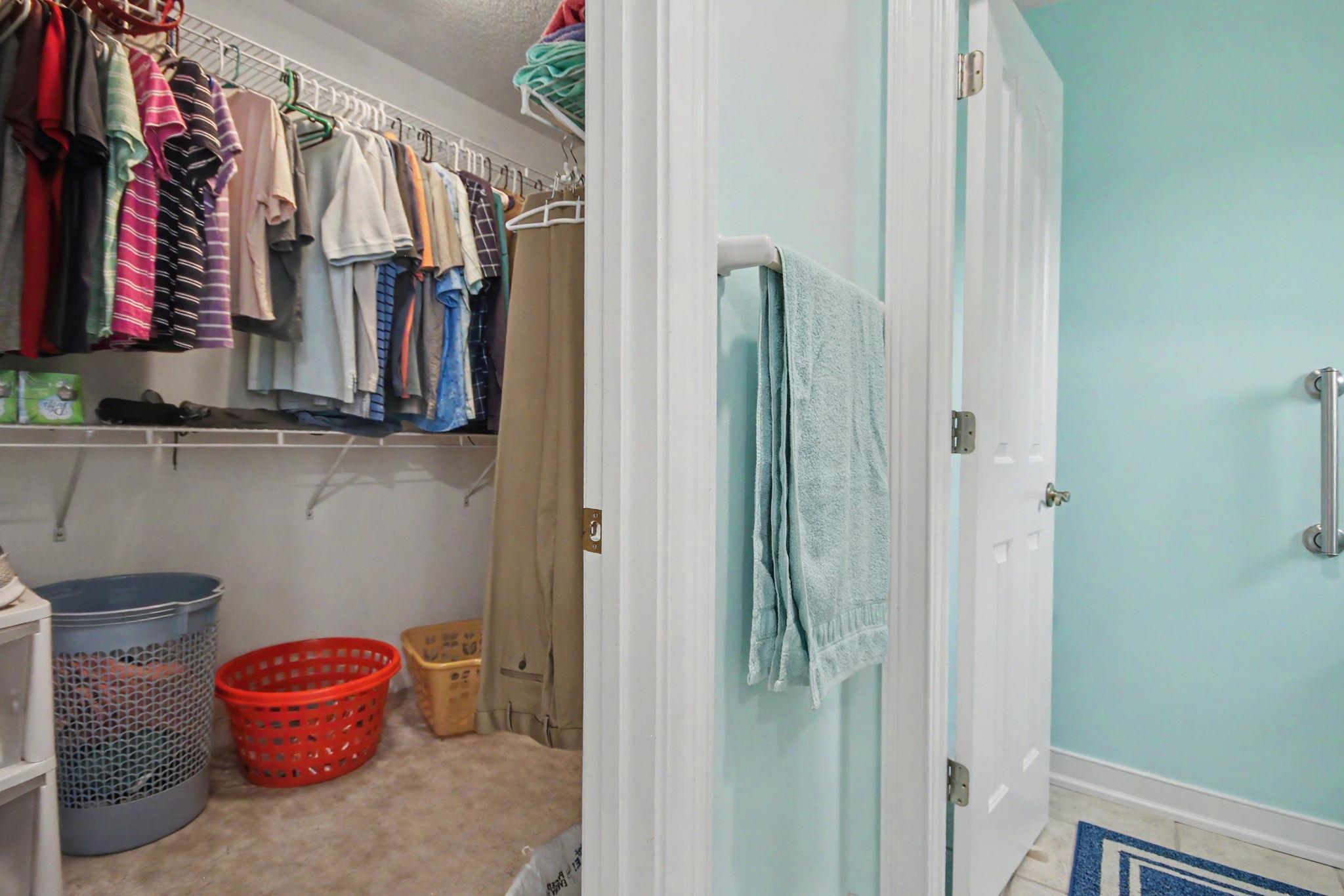 4240 Edgefield Rd. Property Photo 24