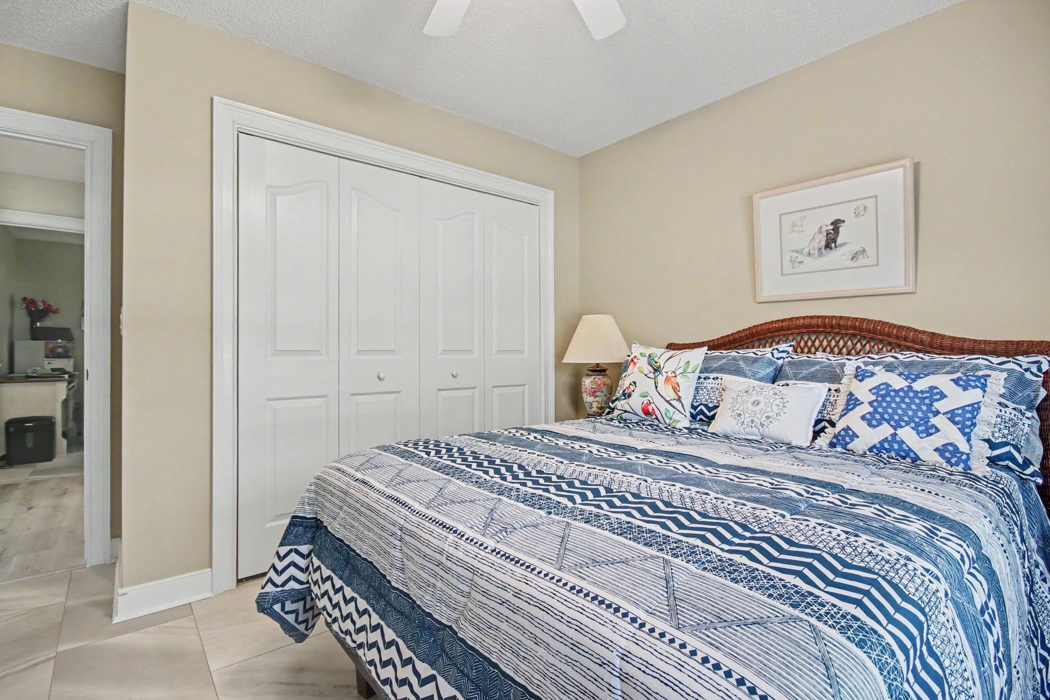 4240 Edgefield Rd. Property Photo 26