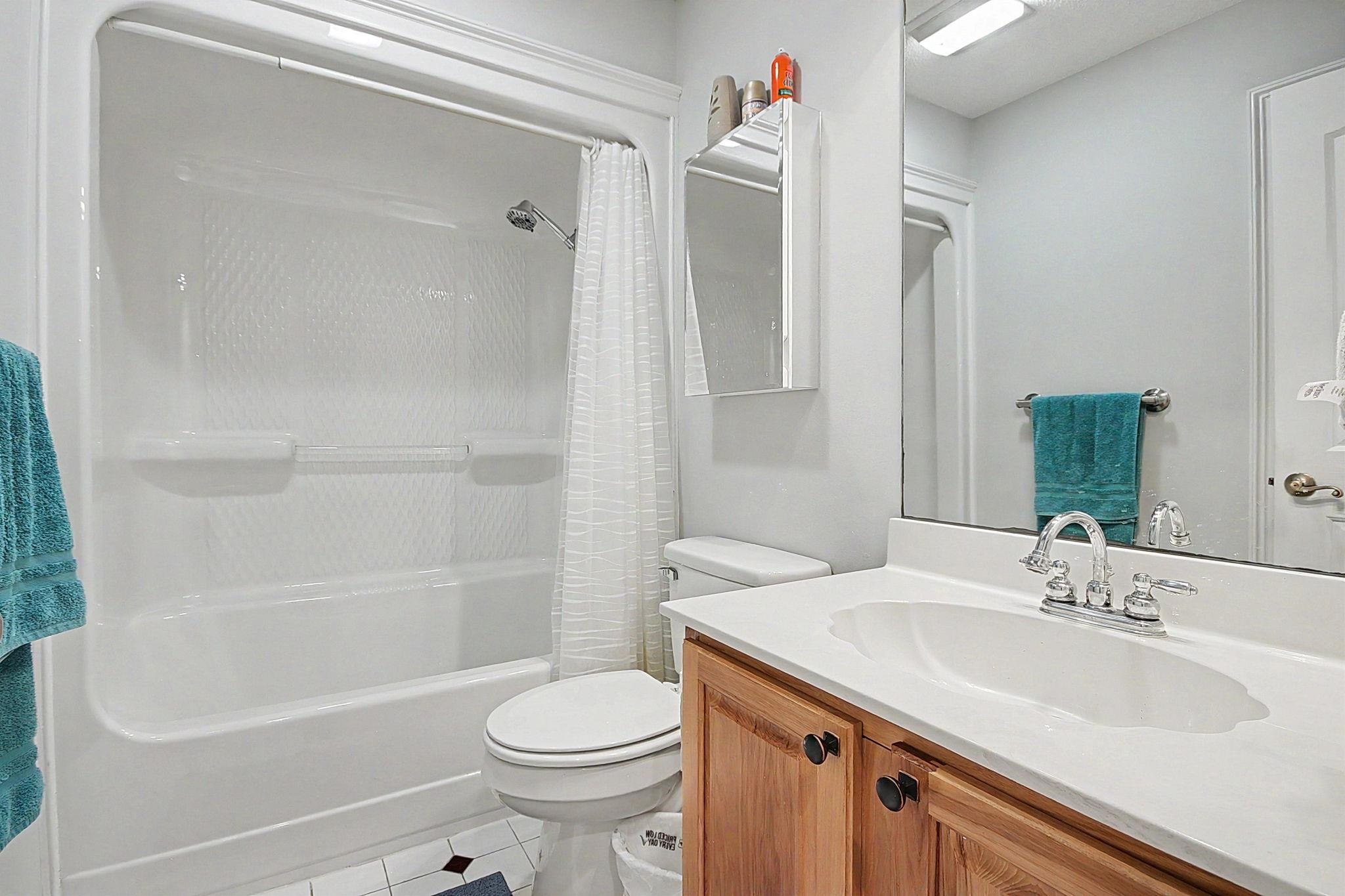 4240 Edgefield Rd. Property Photo 27
