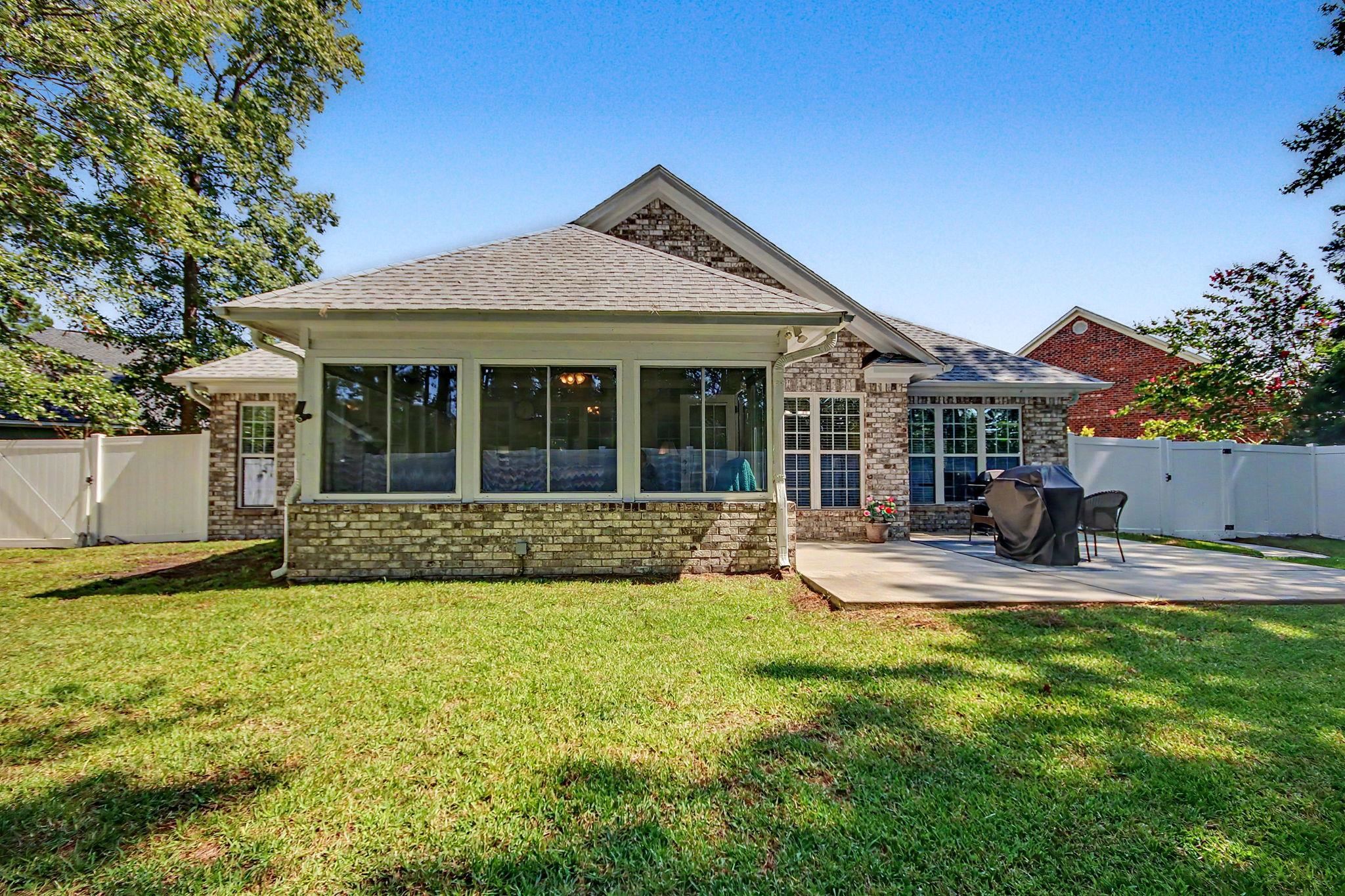 4240 Edgefield Rd. Property Photo 32