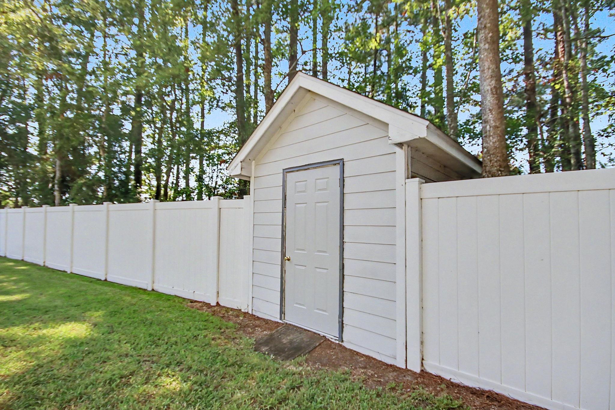 4240 Edgefield Rd. Property Photo 34