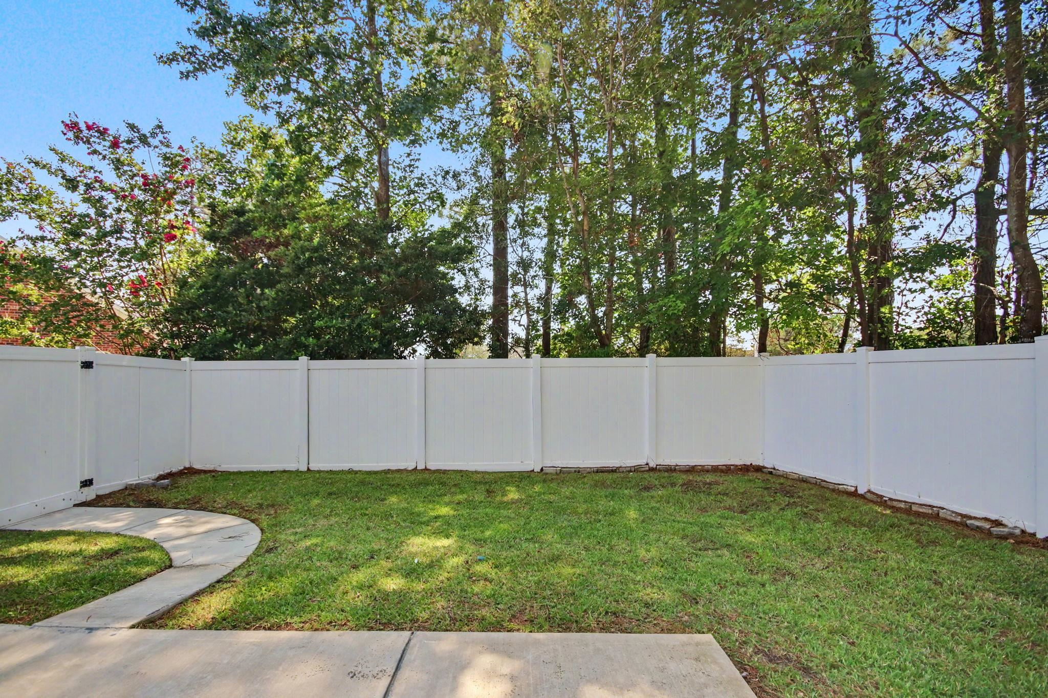 4240 Edgefield Rd. Property Photo 36