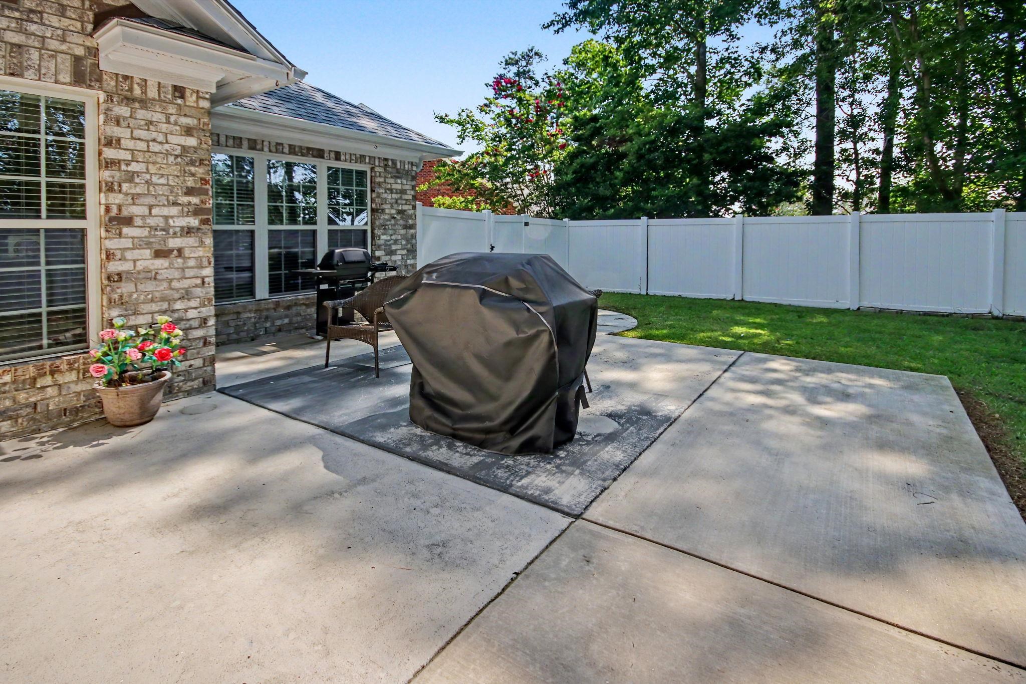 4240 Edgefield Rd. Property Photo 38