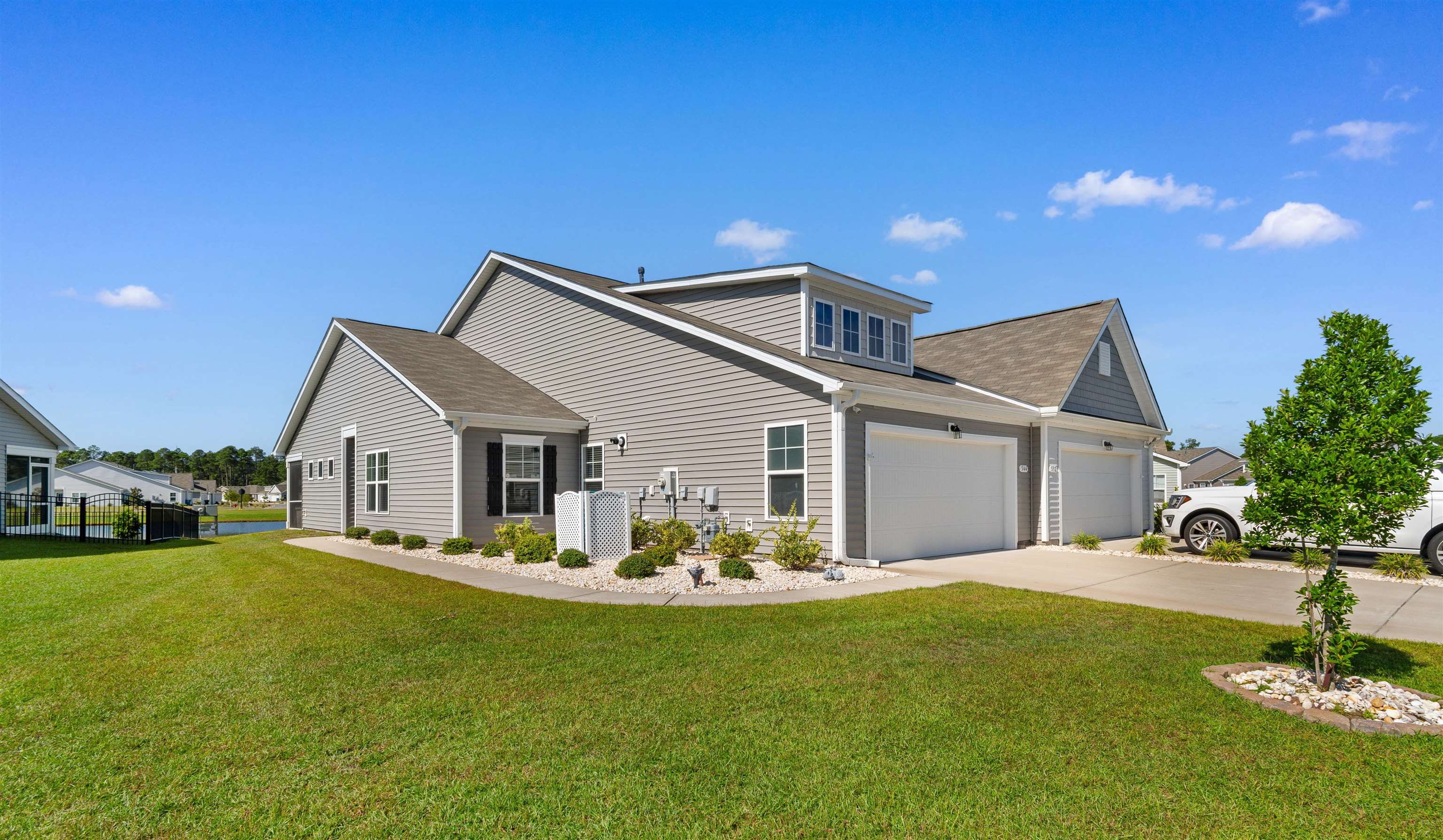 544 Courtridge Loop Property Photo 2