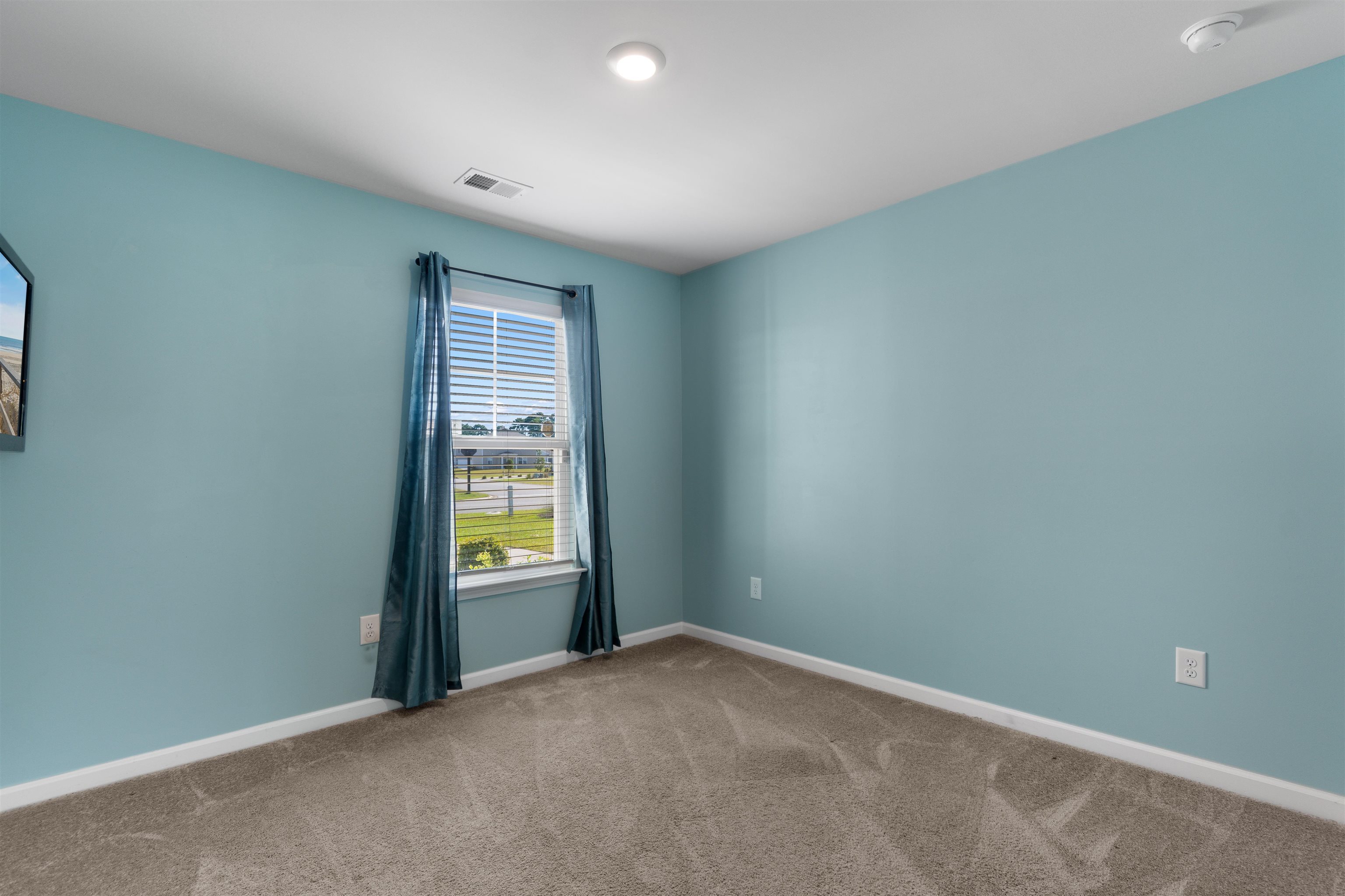 544 Courtridge Loop Property Photo 21