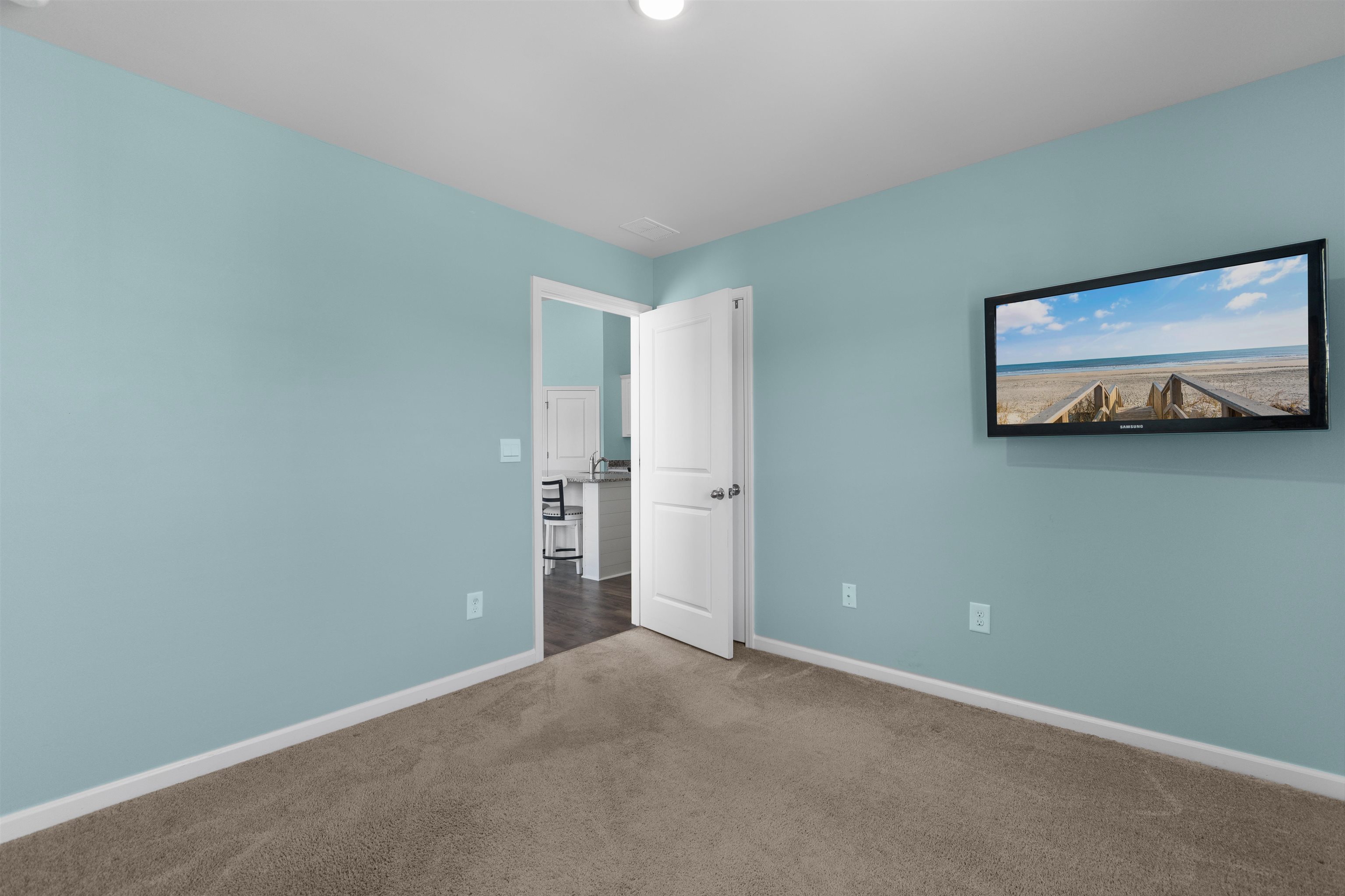544 Courtridge Loop Property Photo 22