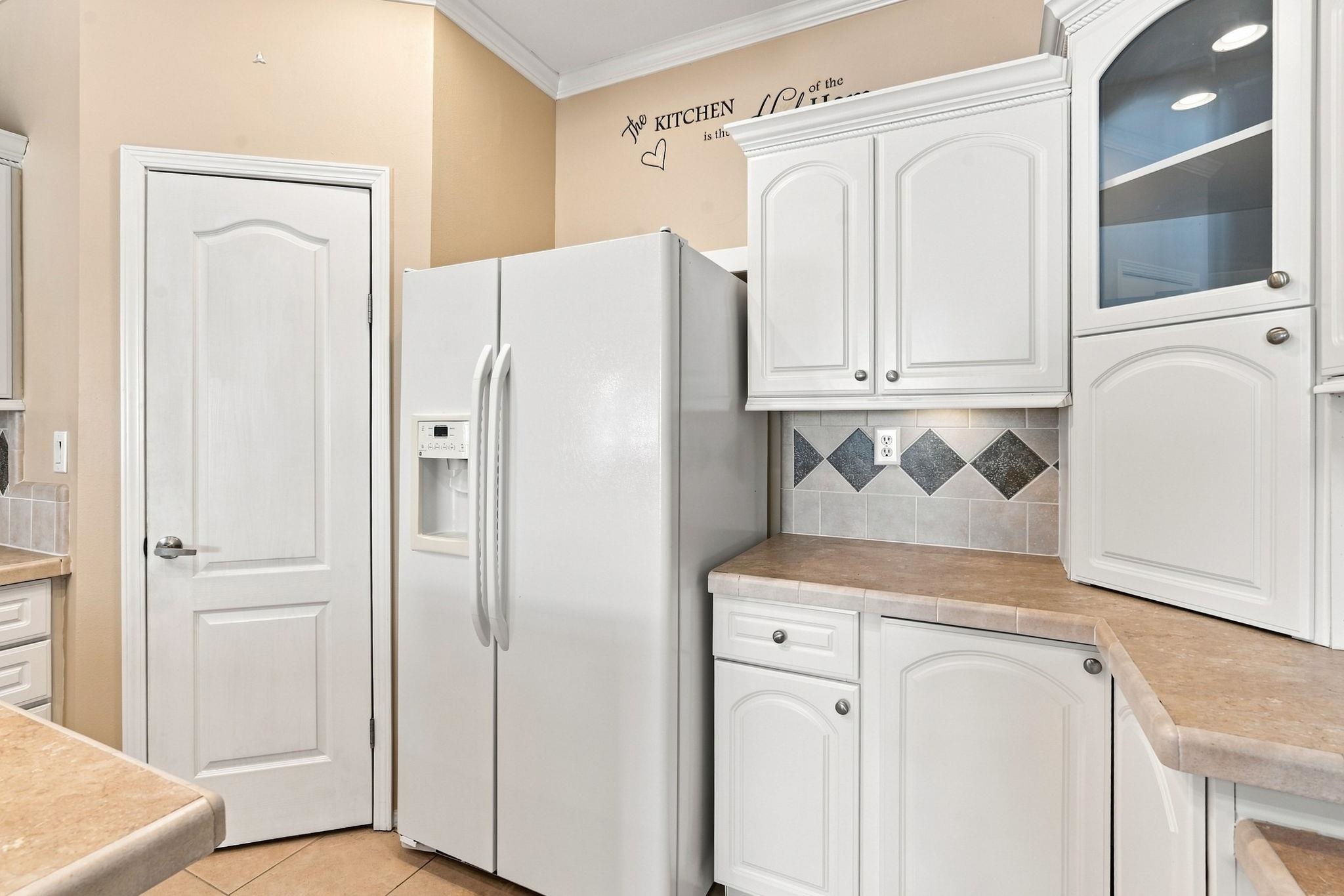 225 Wellspring Dr. Property Photo 14
