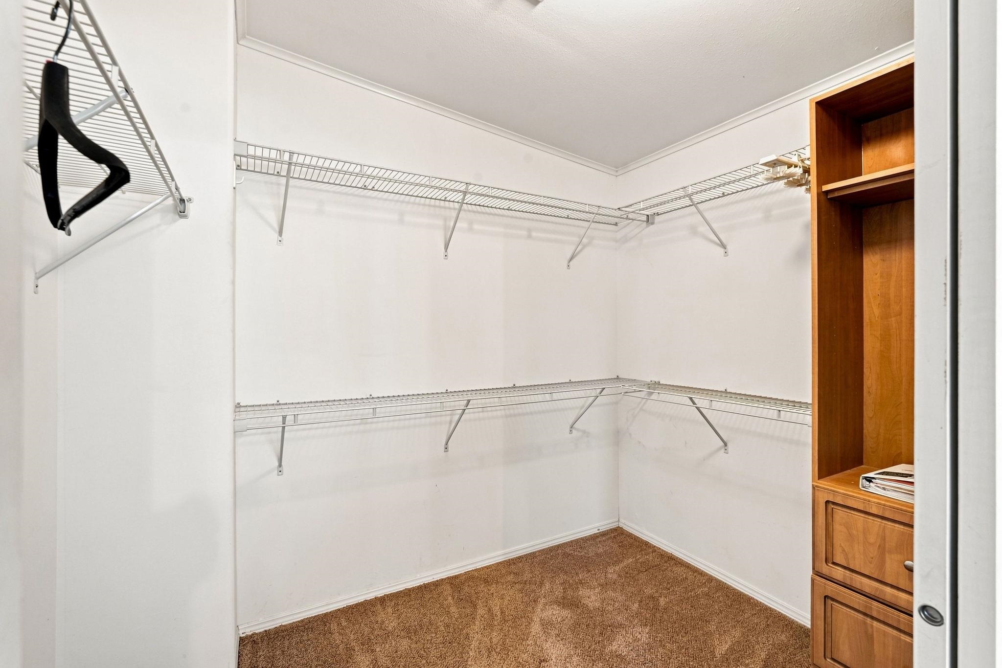 225 Wellspring Dr. Property Photo 30