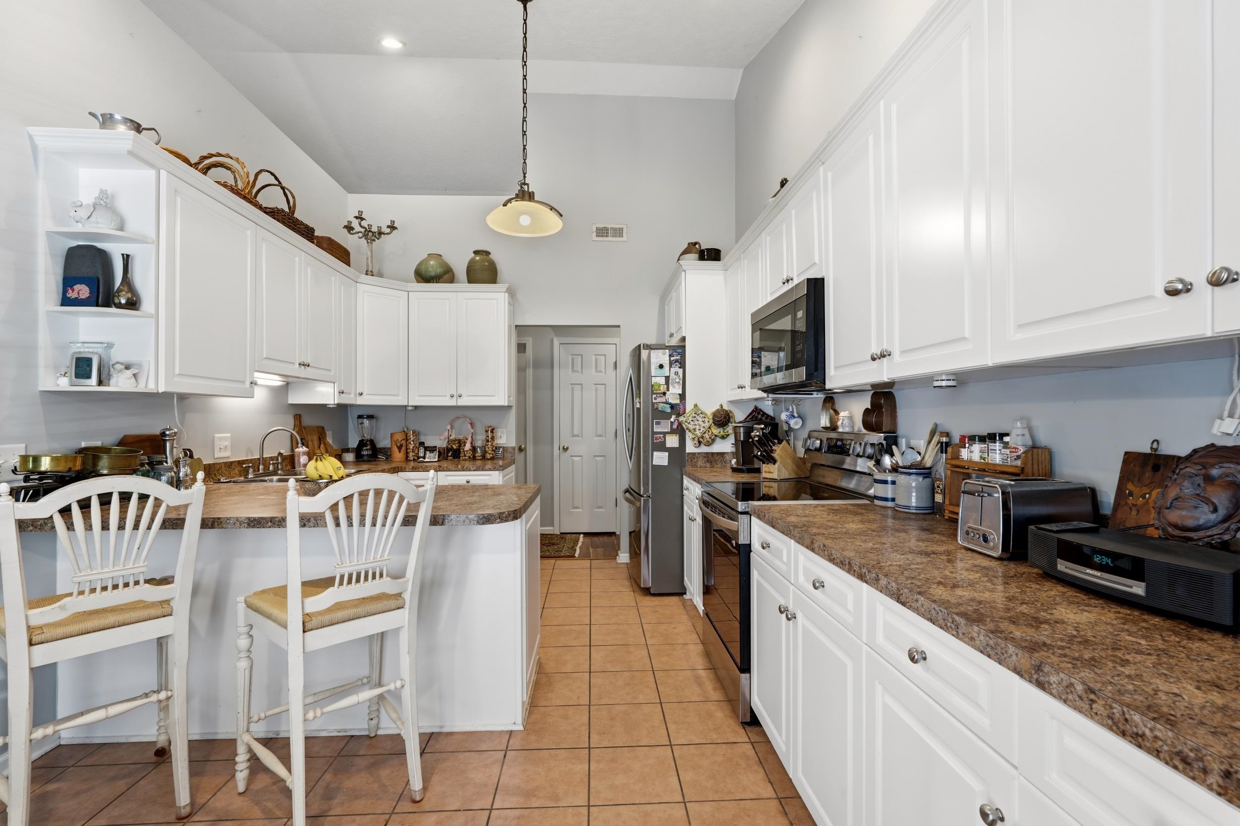 213 Jericho Ct. Property Photo 8