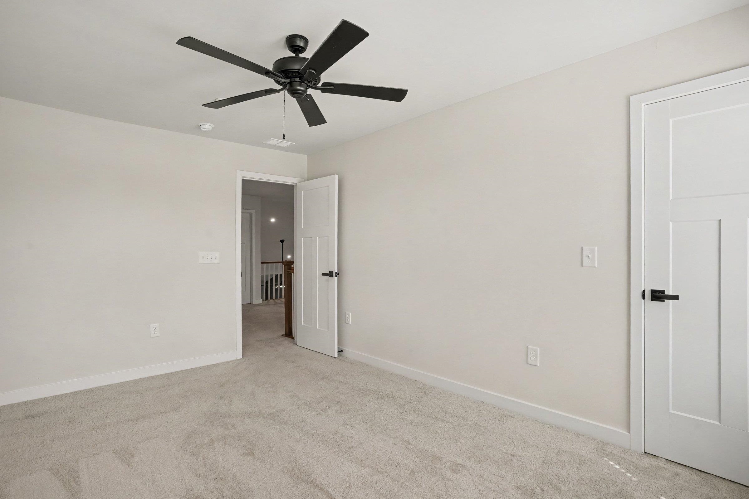 2415 Elowen Ln. Property Photo 30