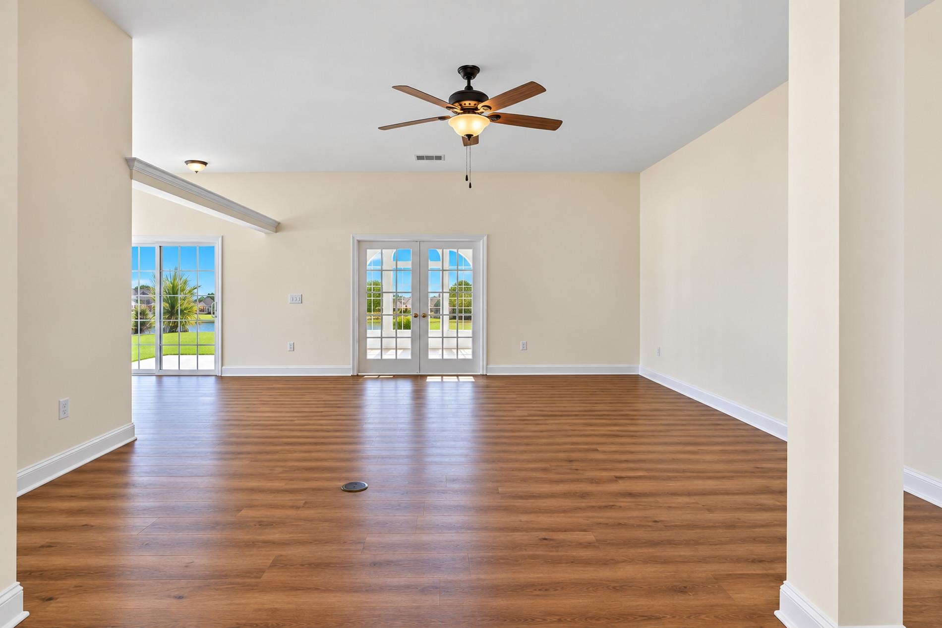 5911 Bridlewood Rd. Property Photo 12