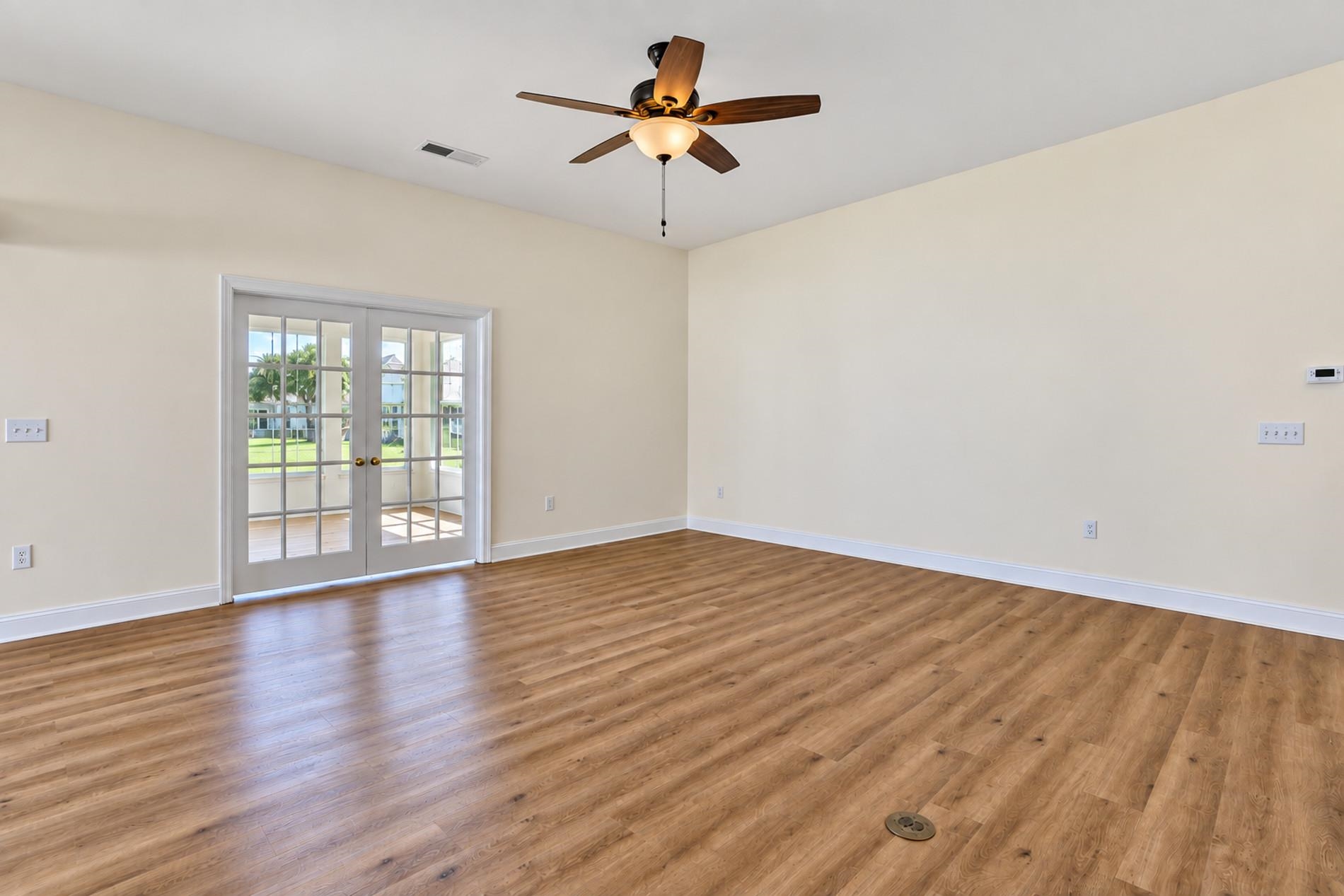 5911 Bridlewood Rd. Property Photo 13