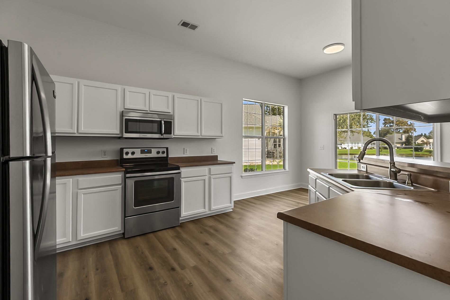5911 Bridlewood Rd. Property Photo 16